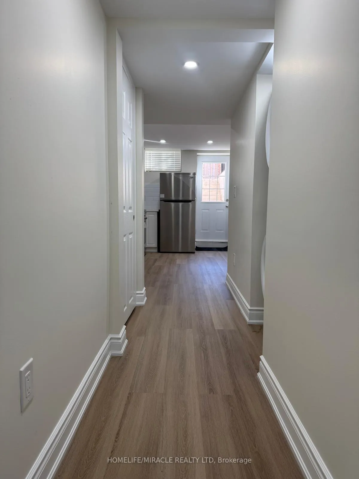 Photo 3 of Unit BASEMENT, 19 Arnold Crescent, New Tecumseth, Alliston — HOMEH