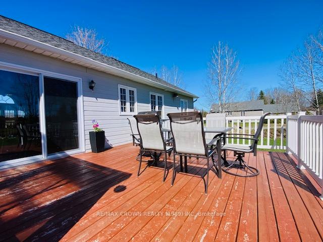 Photo 10 of 261 Brunetville Road, Kapuskasing — HOMEH
