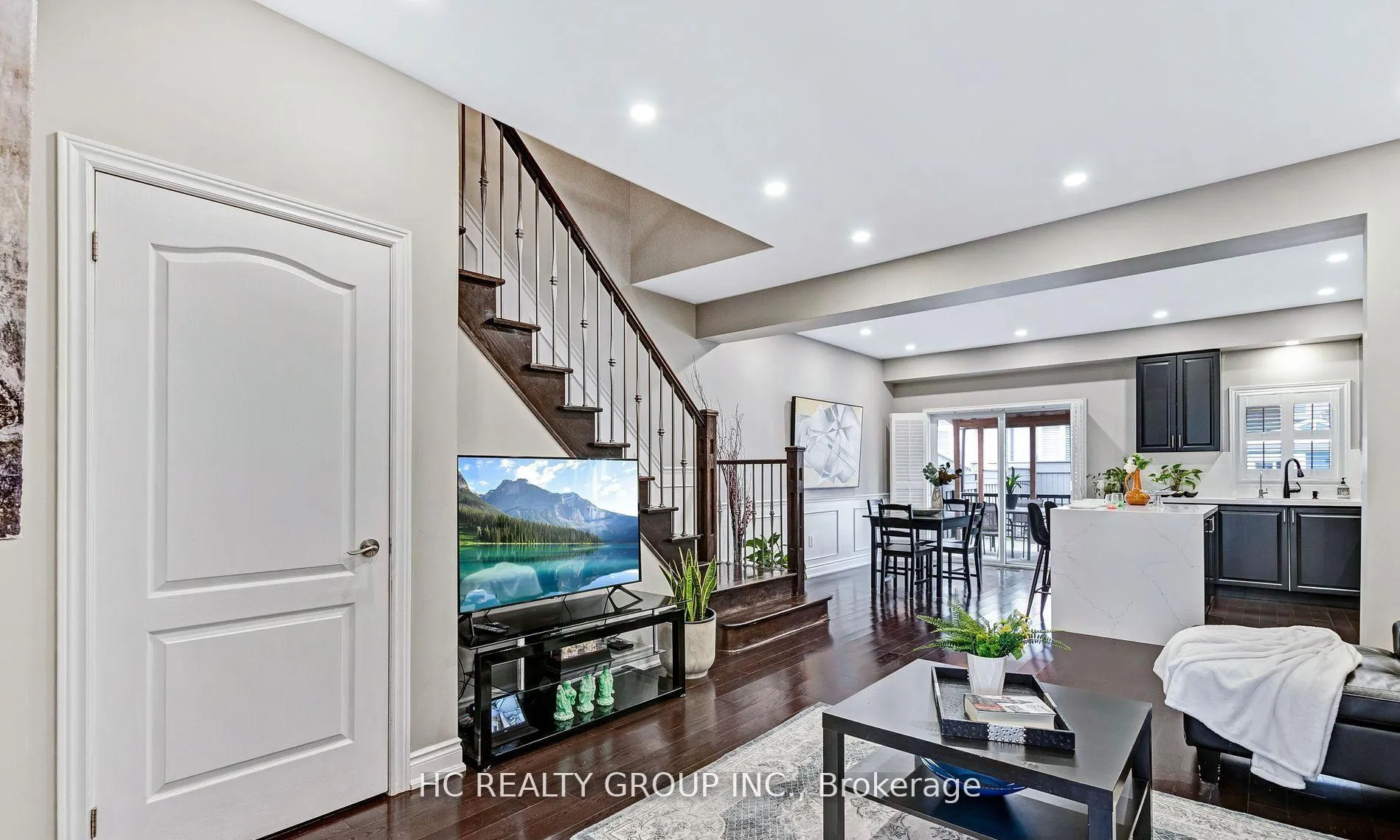 Photo 8 of 90 Boticelli Way, Vaughan, Vellore Village — HOMEH