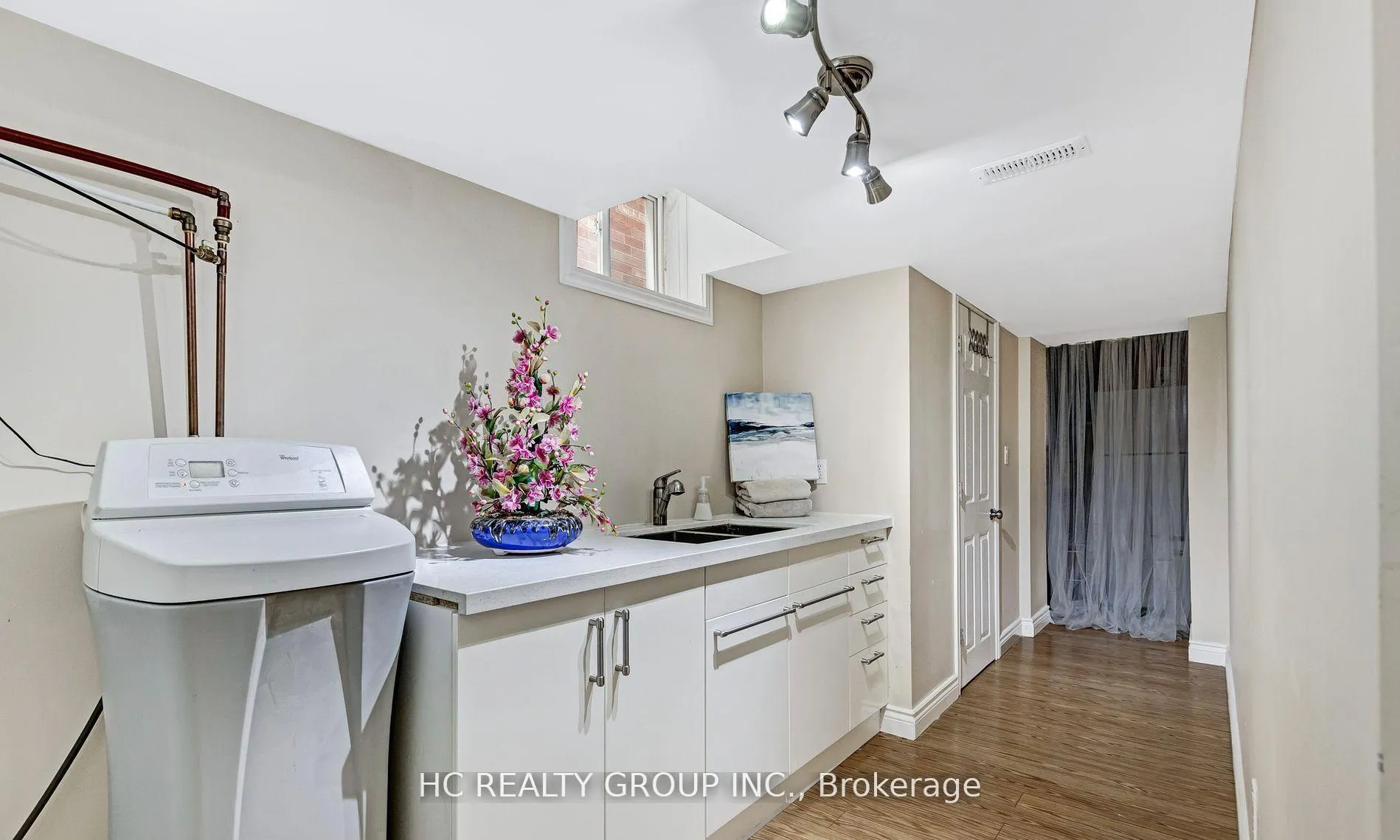 Photo 34 of 90 Boticelli Way, Vaughan, Vellore Village — HOMEH