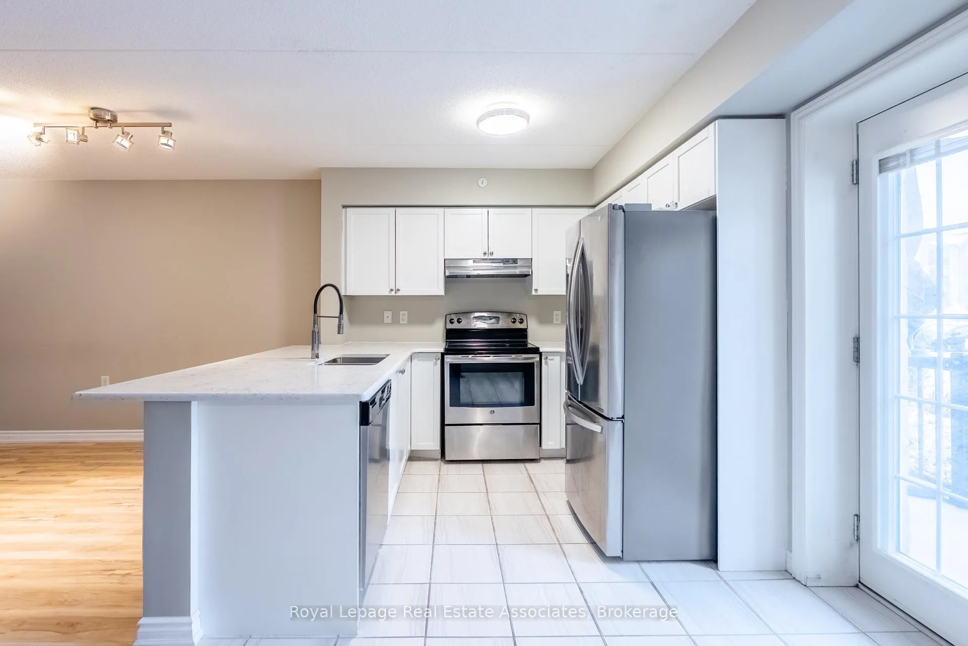 Photo 18 of Unit 102, 1460 Main Street E, Milton, Dempsey — HOMEH