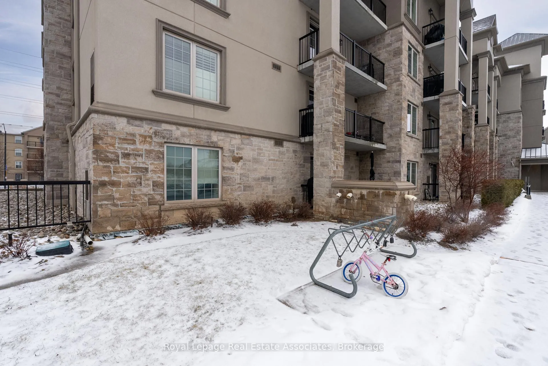 Photo 43 of Unit 102, 1460 Main Street E, Milton, Dempsey — HOMEH