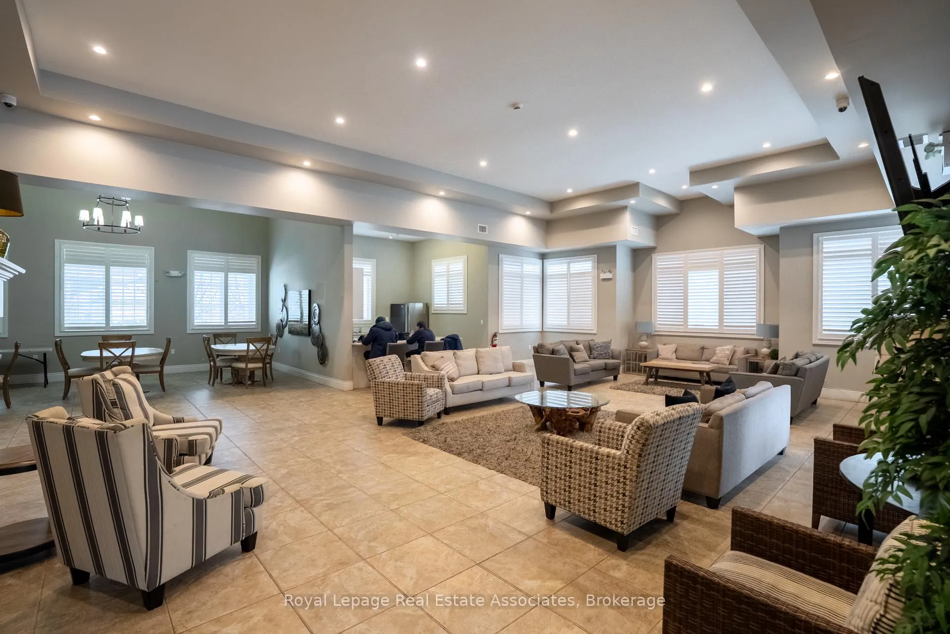 Photo 44 of Unit 102, 1460 Main Street E, Milton, Dempsey — HOMEH