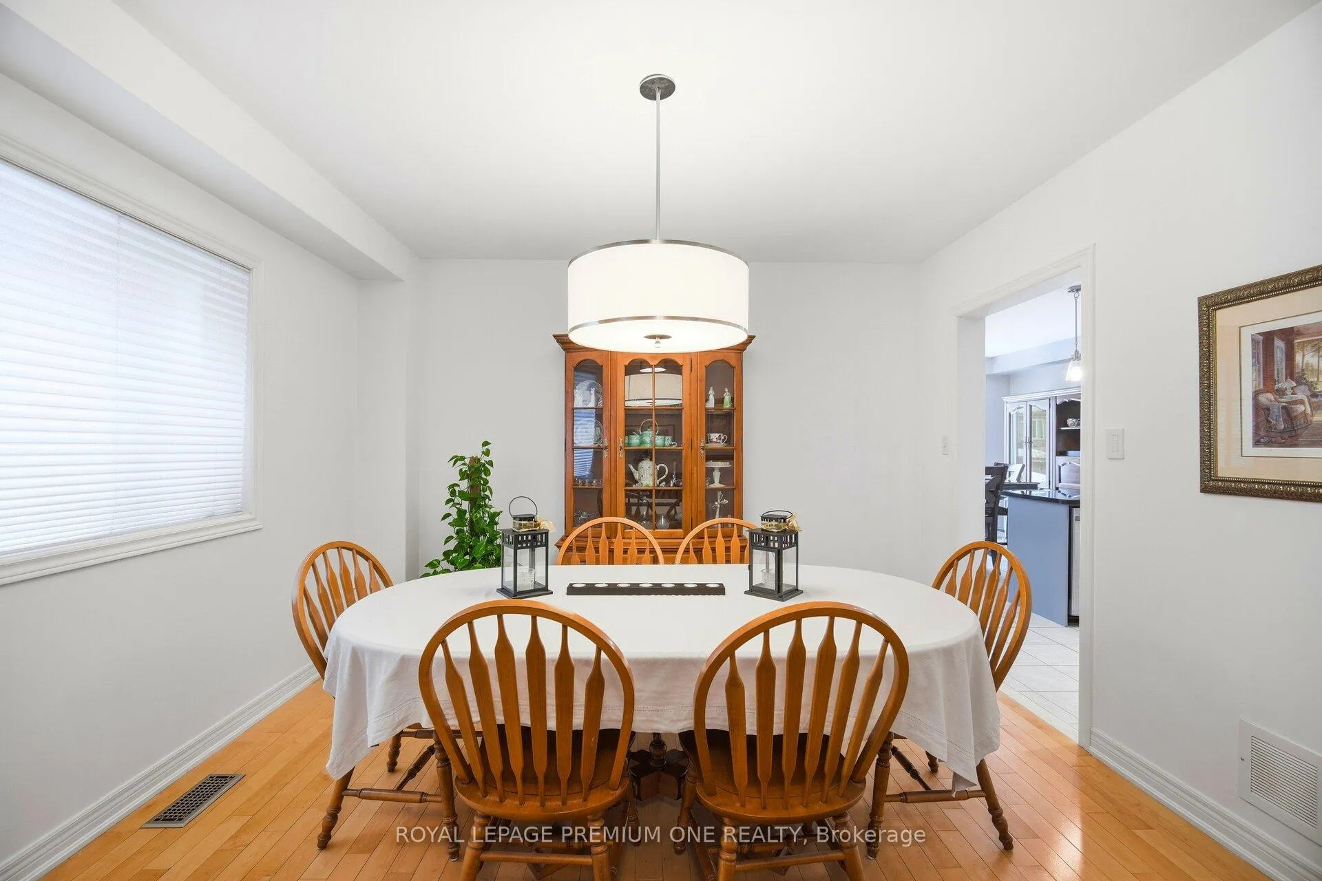 Photo 10 of 99 Royal Pine Avenue, Vaughan, Sonoma Heights — HOMEH