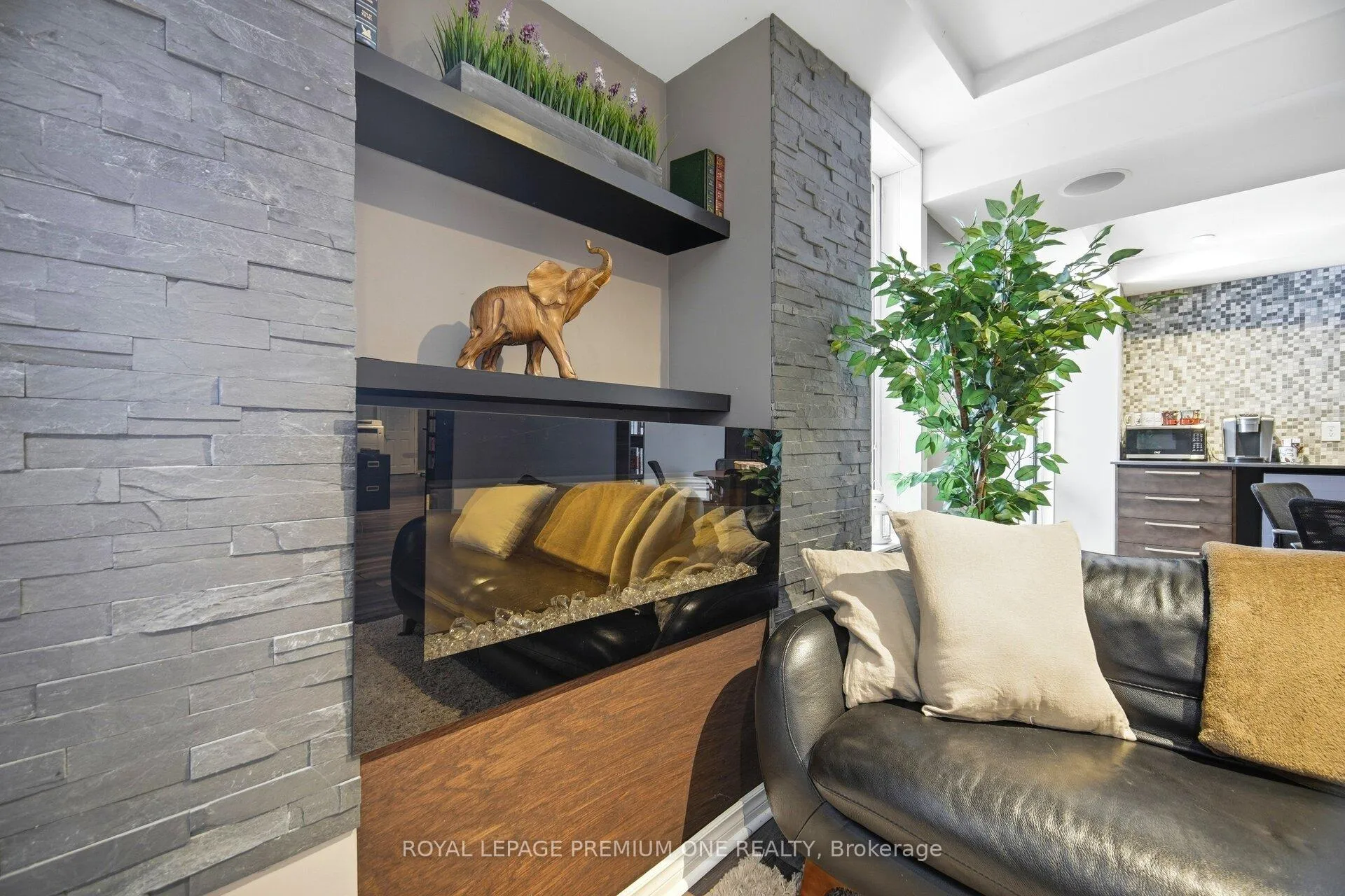 Photo 38 of 99 Royal Pine Avenue, Vaughan, Sonoma Heights — HOMEH