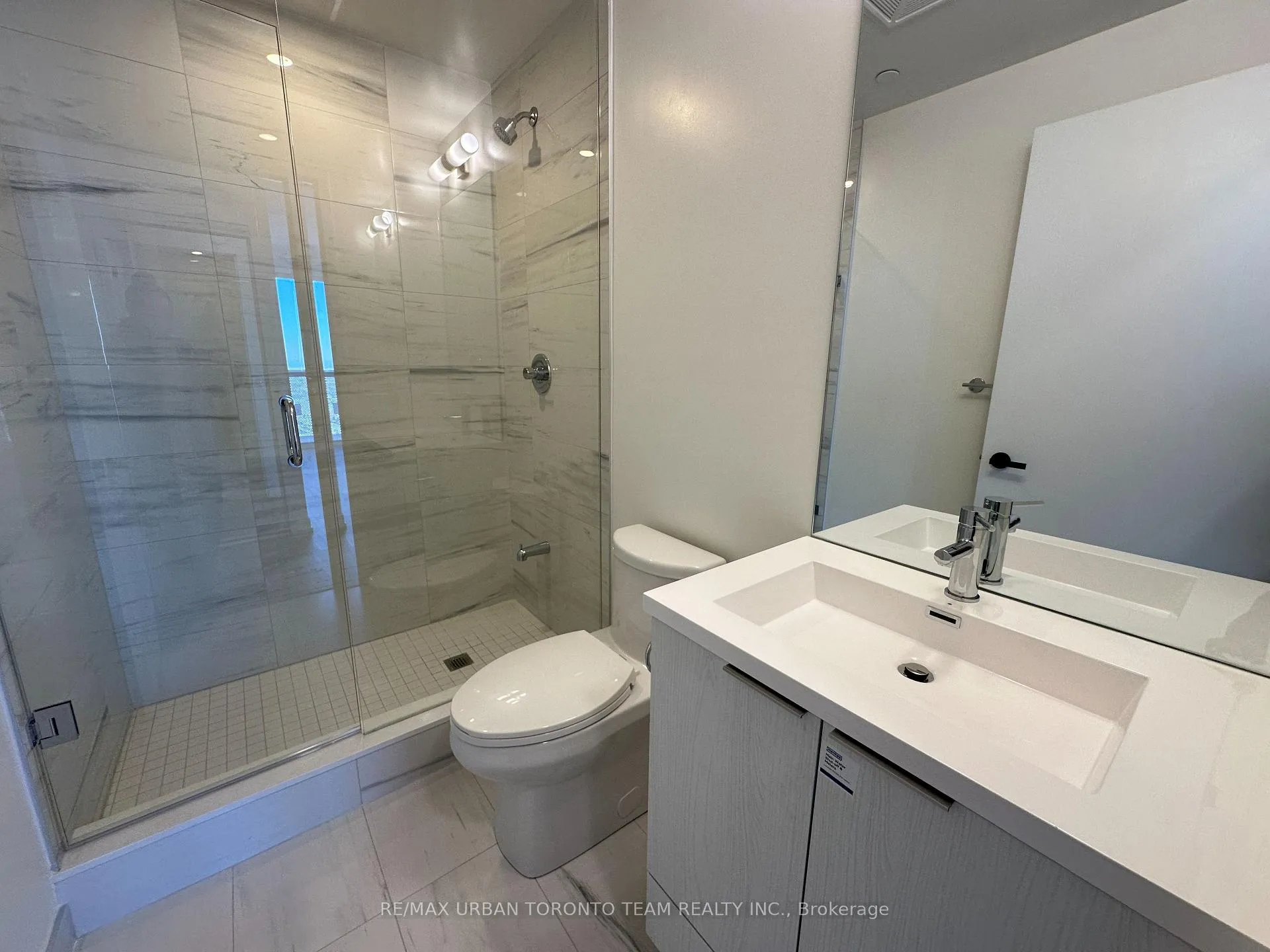 Photo 9 of Unit 5502, 8 Interchange Way, Vaughan, Vaughan Corporate Centre — HOMEH