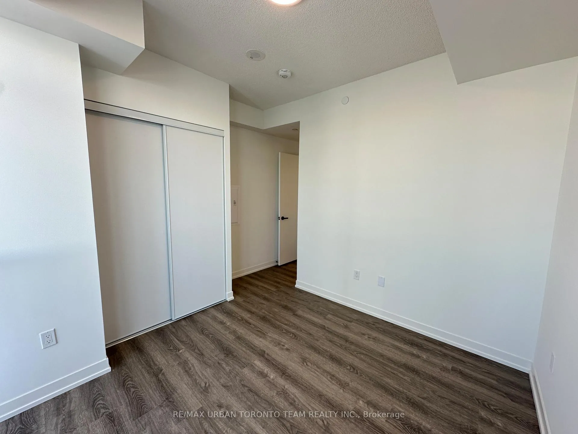 Photo 12 of Unit 5502, 8 Interchange Way, Vaughan, Vaughan Corporate Centre — HOMEH