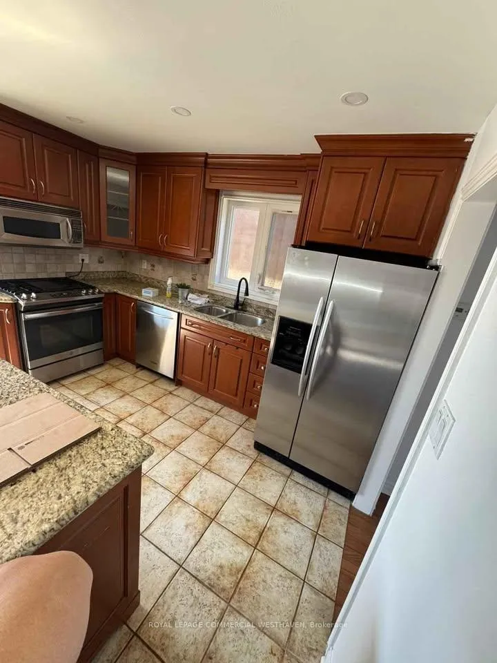 Photo 2 of Unit Main, 82 Scott Road, Toronto, Keelesdale-Eglinton West — HOMEH