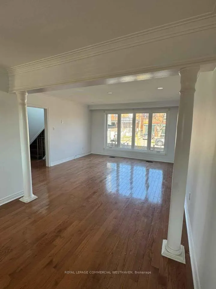 Photo 4 of Unit Main, 82 Scott Road, Toronto, Keelesdale-Eglinton West — HOMEH