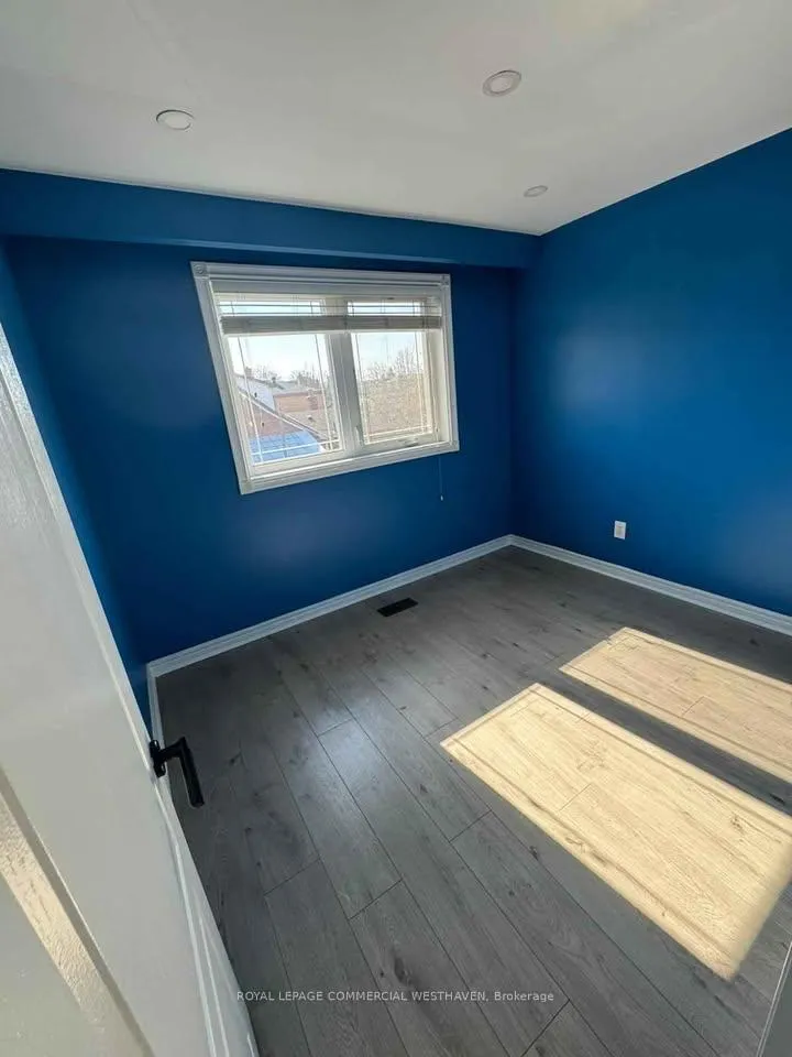 Photo 11 of Unit Main, 82 Scott Road, Toronto, Keelesdale-Eglinton West — HOMEH