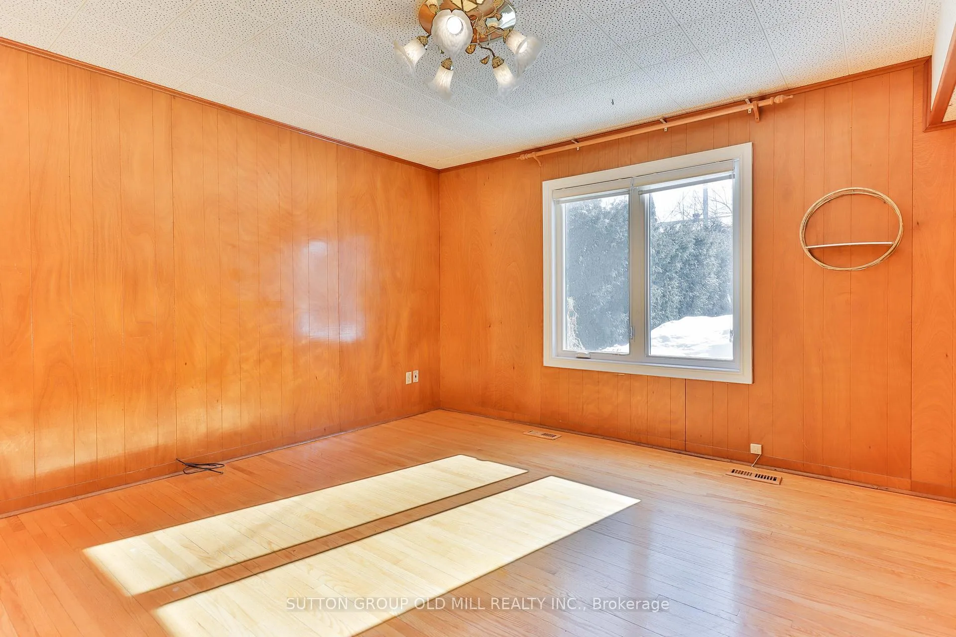 Photo 23 of 15 Manorhampton Drive, Etobicoke, Willowridge-Martingrove-Richview — HOMEH