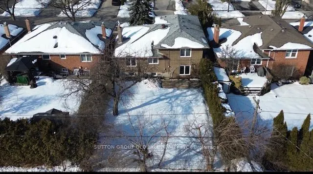 Photo 31 of 15 Manorhampton Drive, Etobicoke, Willowridge-Martingrove-Richview — HOMEH