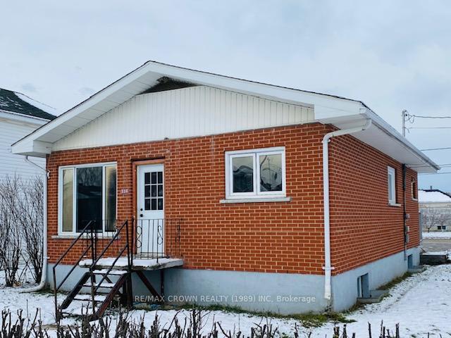 Front of 116 Brunetville Road E