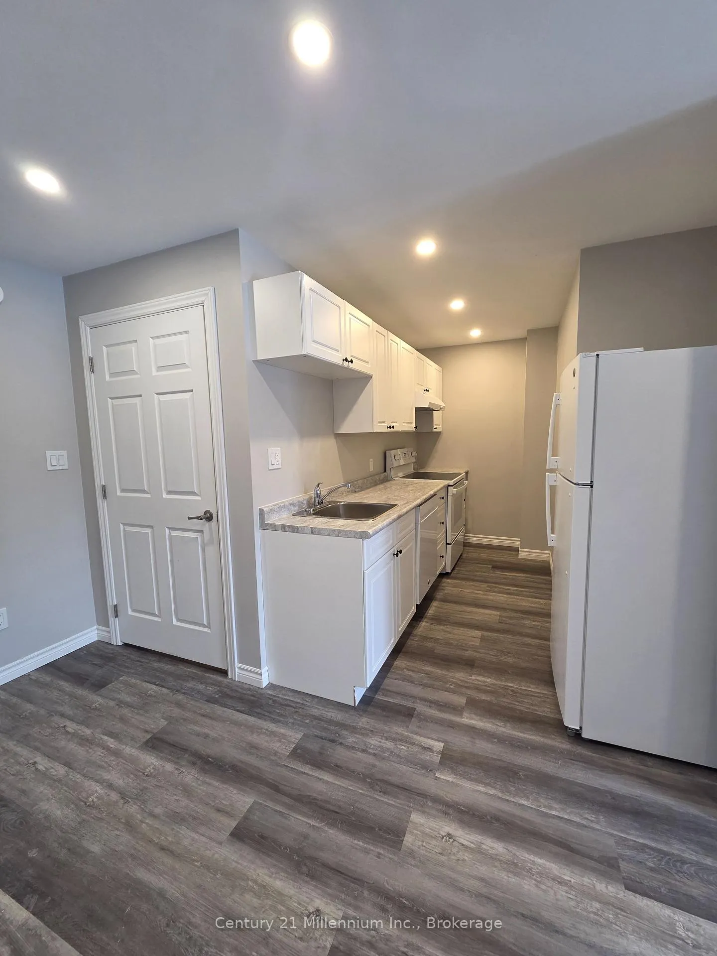 Photo 6 of Unit 2, 617 Campbell Street, Huron-Kinloss, Lucknow — HOMEH