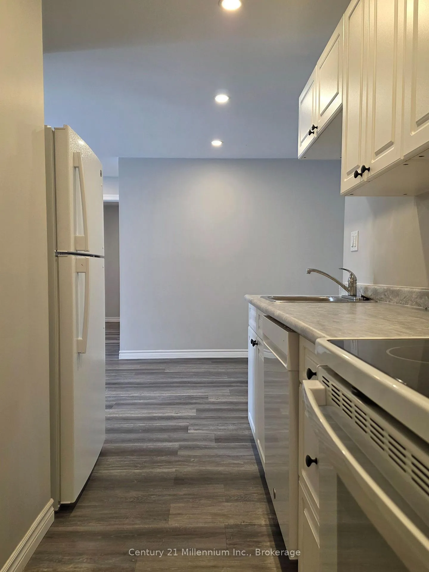 Photo 8 of Unit 2, 617 Campbell Street, Huron-Kinloss, Lucknow — HOMEH