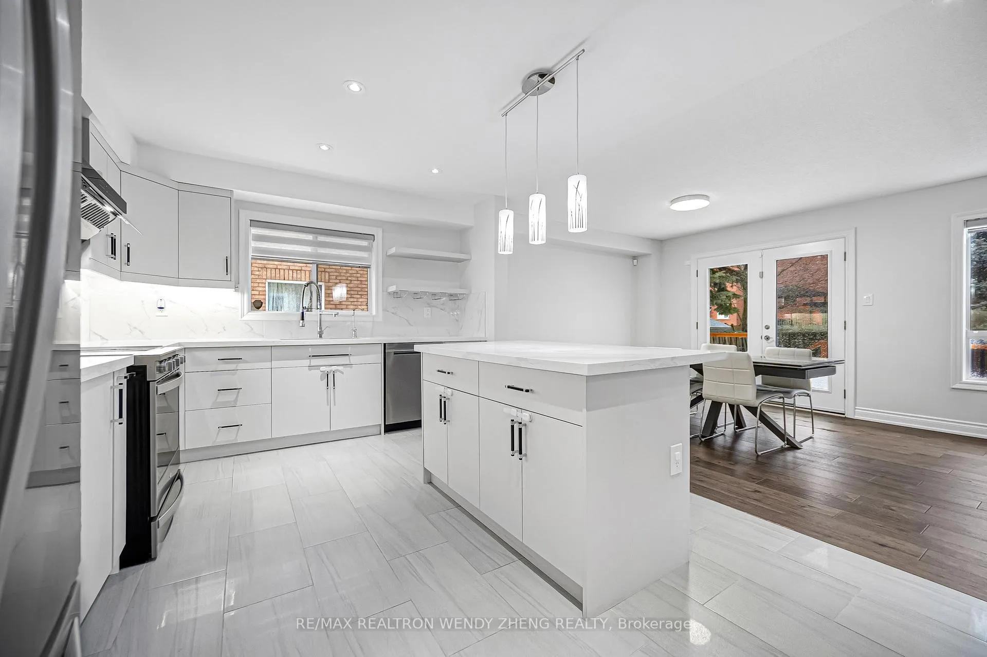Photo 11 of 1077 Shoal Point Road, Ajax, South West — HOMEH