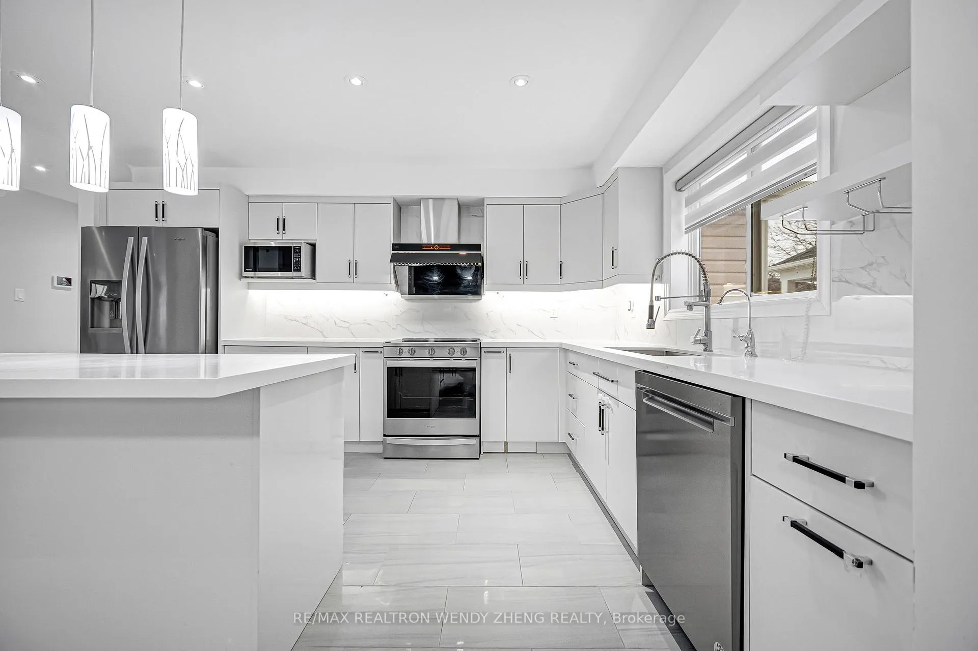 Photo 13 of 1077 Shoal Point Road, Ajax, South West — HOMEH