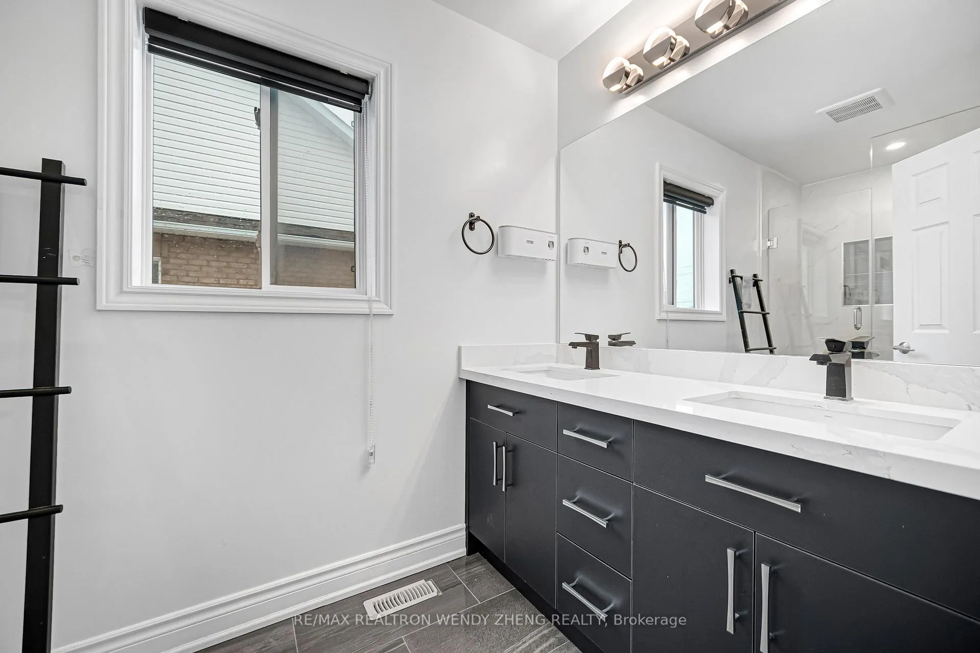 Photo 27 of 1077 Shoal Point Road, Ajax, South West — HOMEH