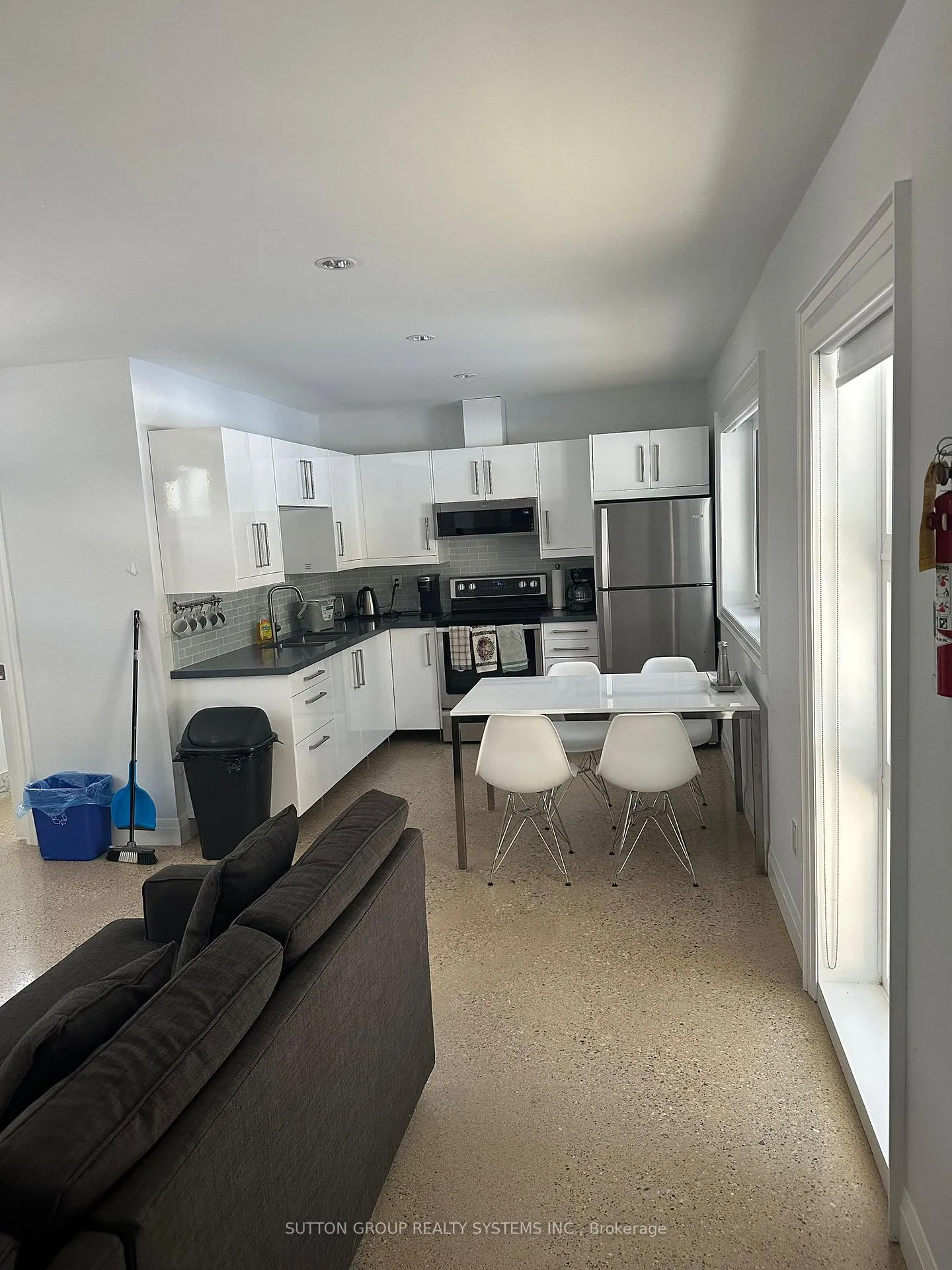 Photo 2 of 1054 Lawson Road, Tiny, Rural Tiny — HOMEH