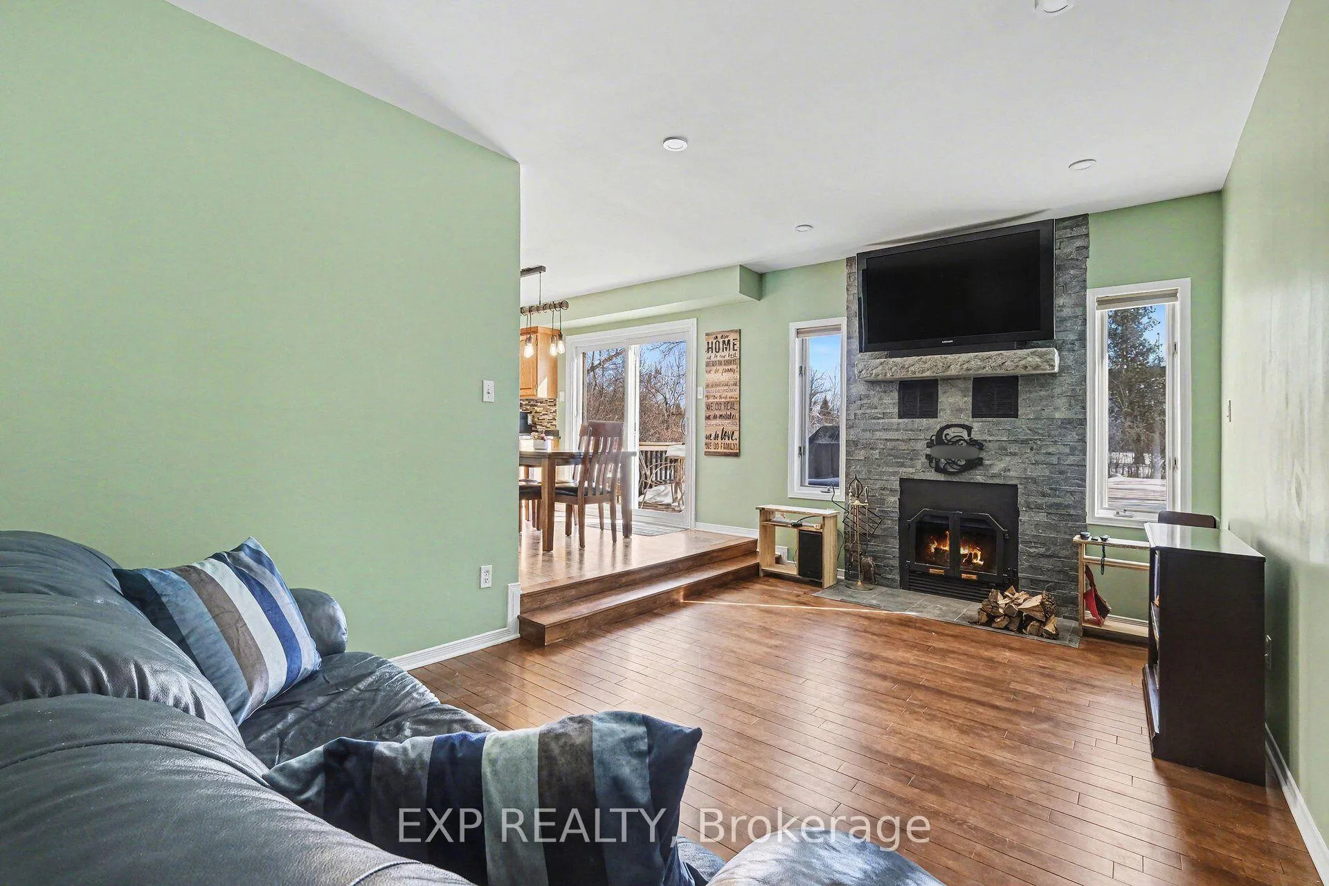 Photo 13 of 1284 Old Carriage Lane, North Dundas, North Dundas (Mountain) Twp — HOMEH