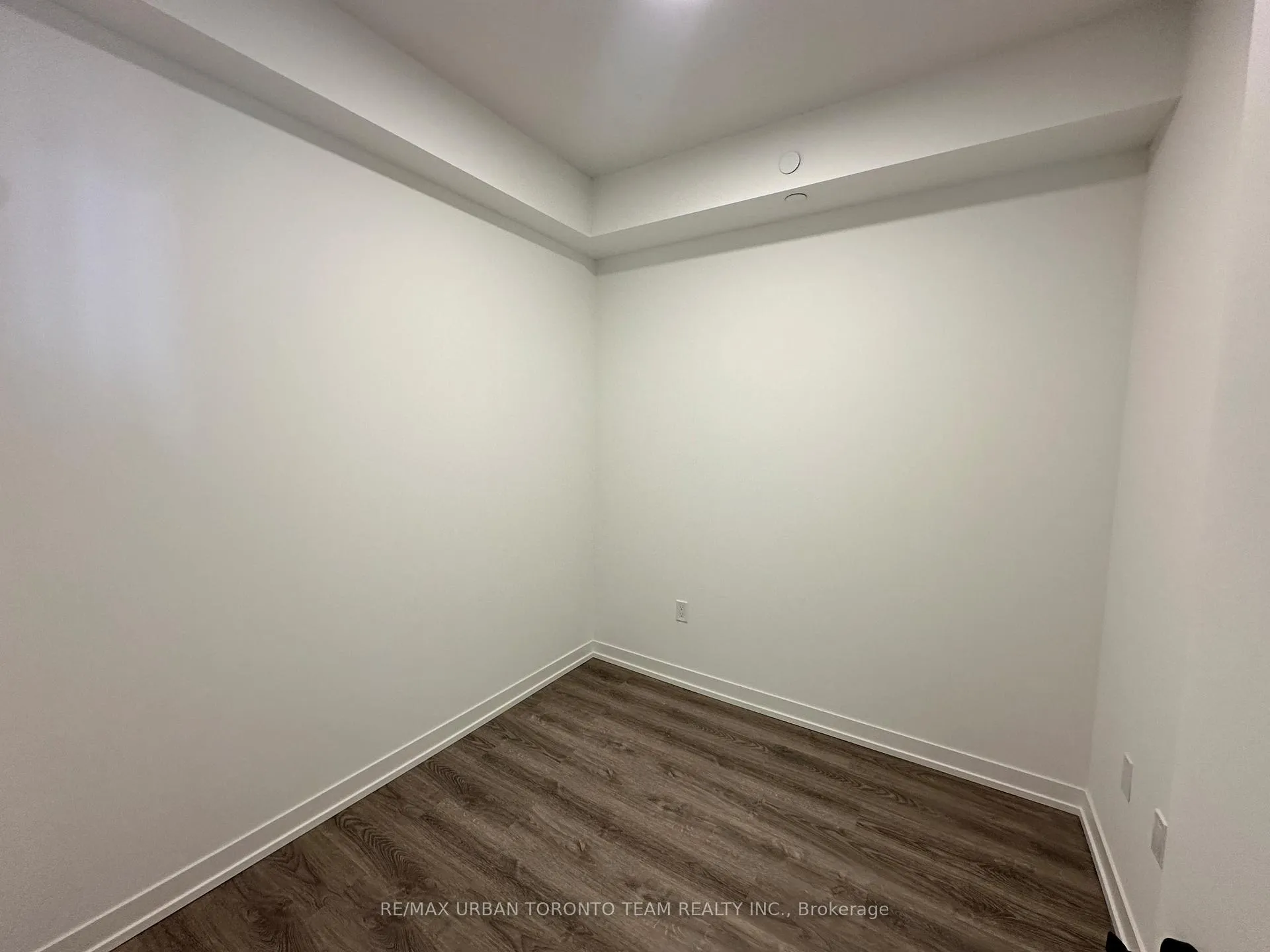 Photo 11 of Unit 5310, 8 Interchange Way, Vaughan, Vaughan Corporate Centre — HOMEH