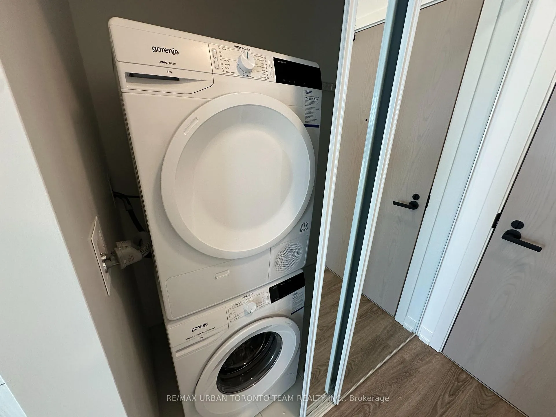 Photo 12 of Unit 5310, 8 Interchange Way, Vaughan, Vaughan Corporate Centre — HOMEH