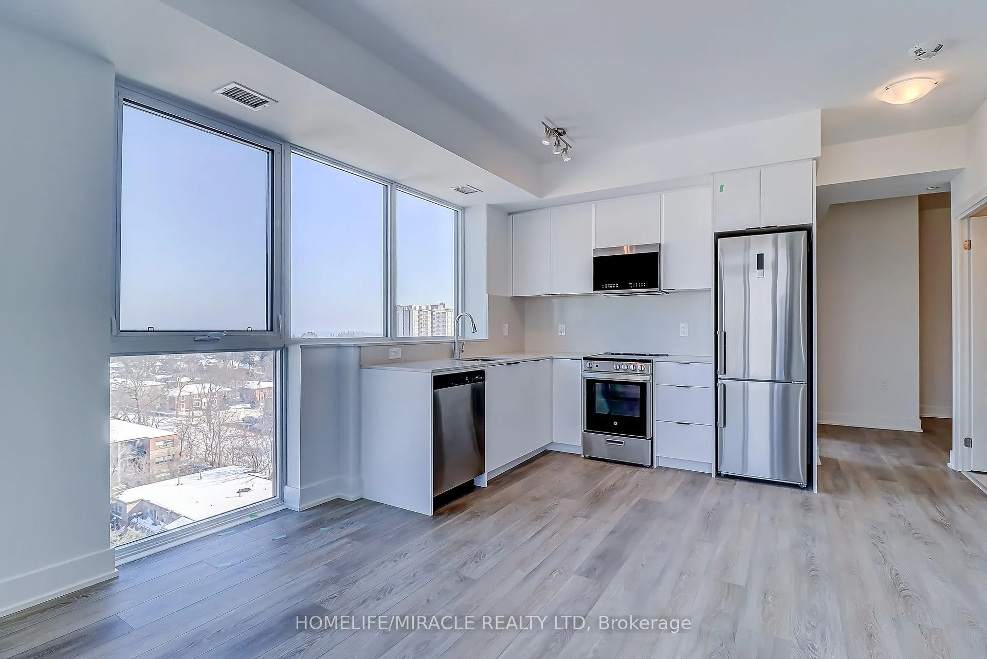 Photo 8 of 2088 James Street, Burlington, Brant — HOMEH