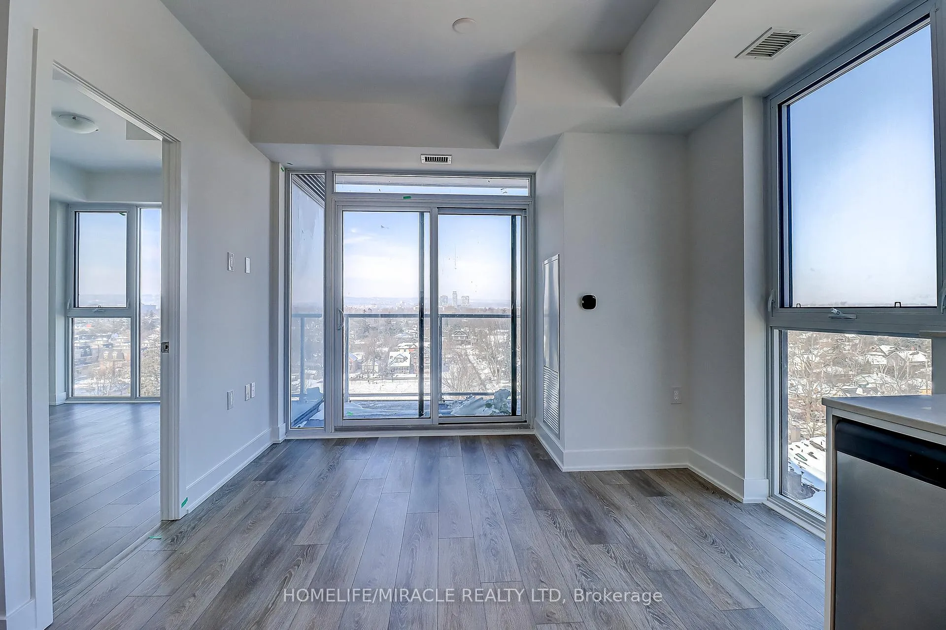 Photo 11 of 2088 James Street, Burlington, Brant — HOMEH
