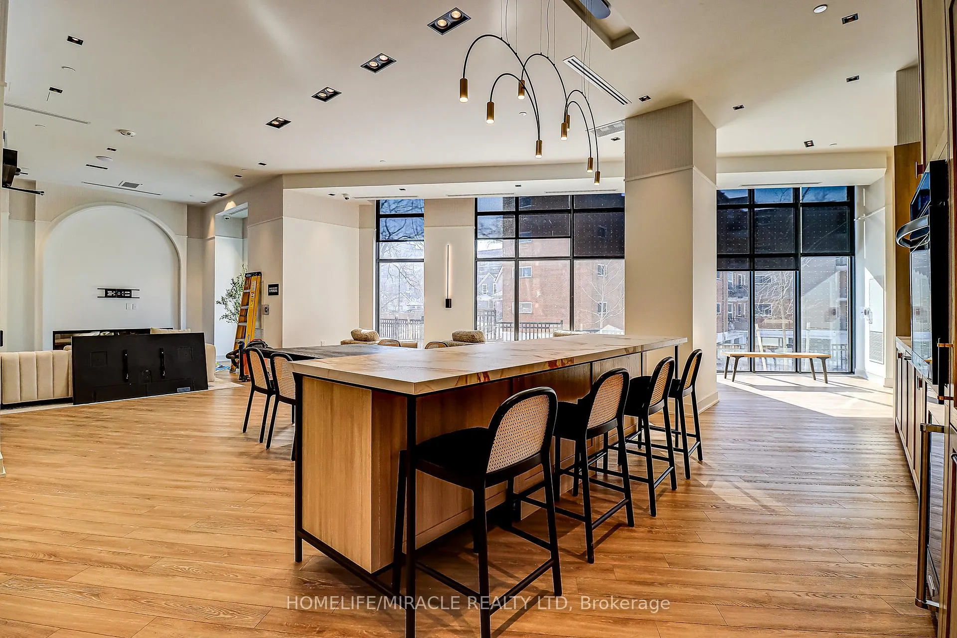 Photo 29 of 2088 James Street, Burlington, Brant — HOMEH
