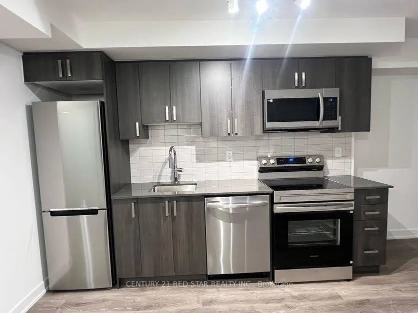 Photo 4 of Unit 2004, 1010 Sandy Beach Road, Pickering, Bay Ridges — HOMEH