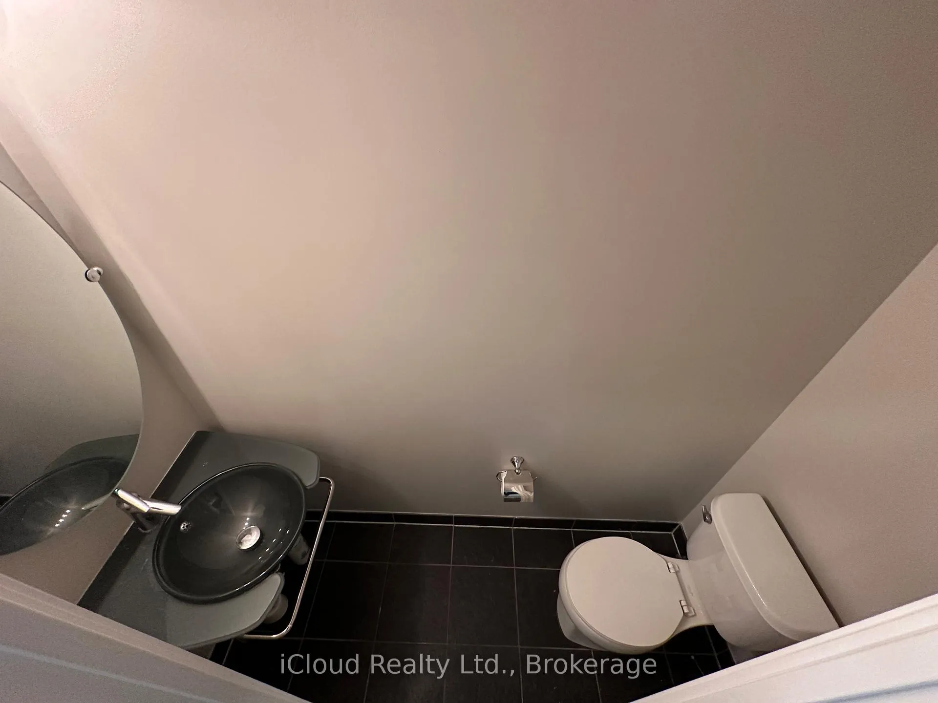 Photo 11 of Unit 604, 8 Scollard Street, Toronto, The Annex — HOMEH