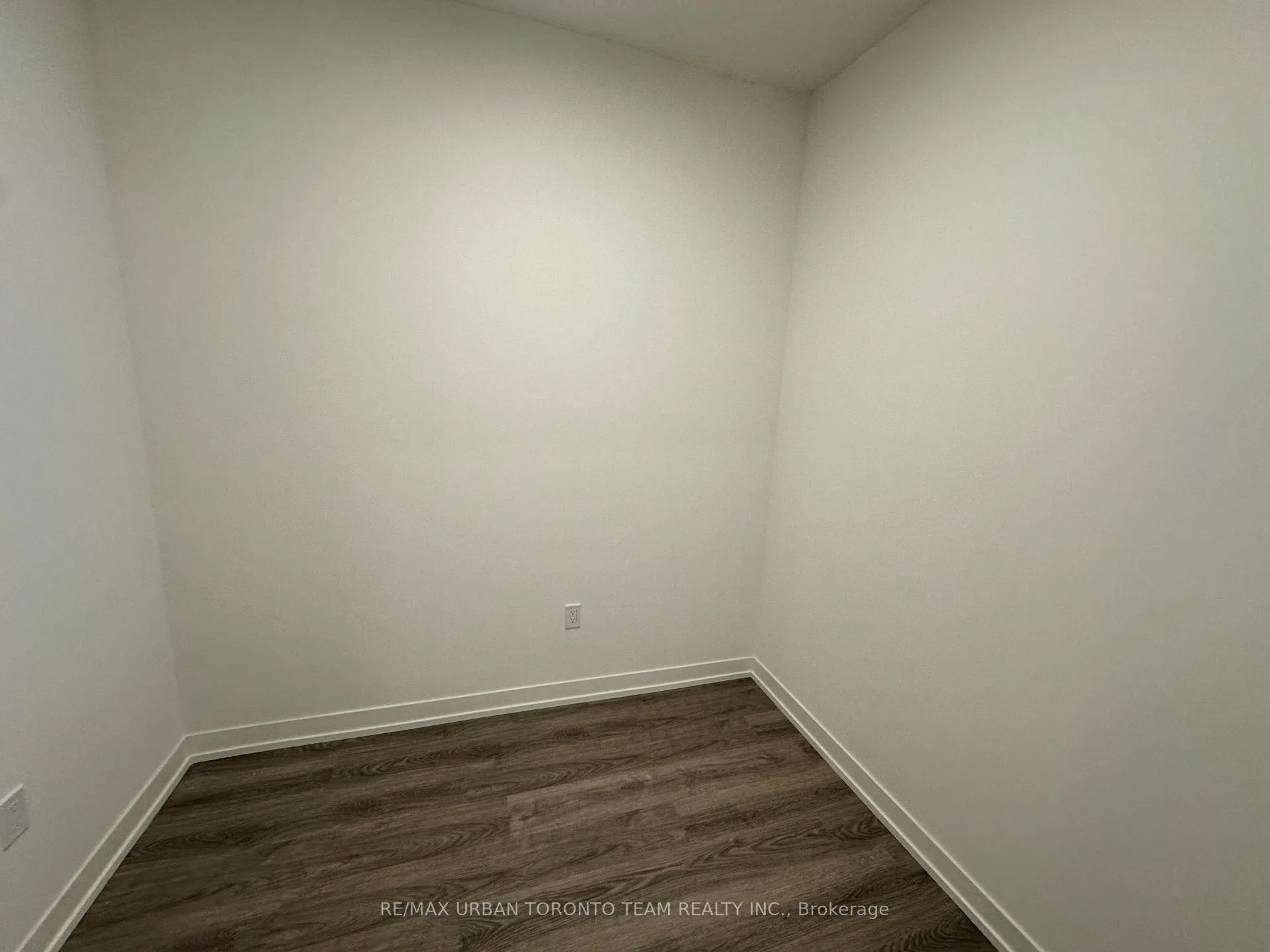 Photo 13 of Unit 5515, 8 Interchange Way, Vaughan, Vaughan Corporate Centre — HOMEH
