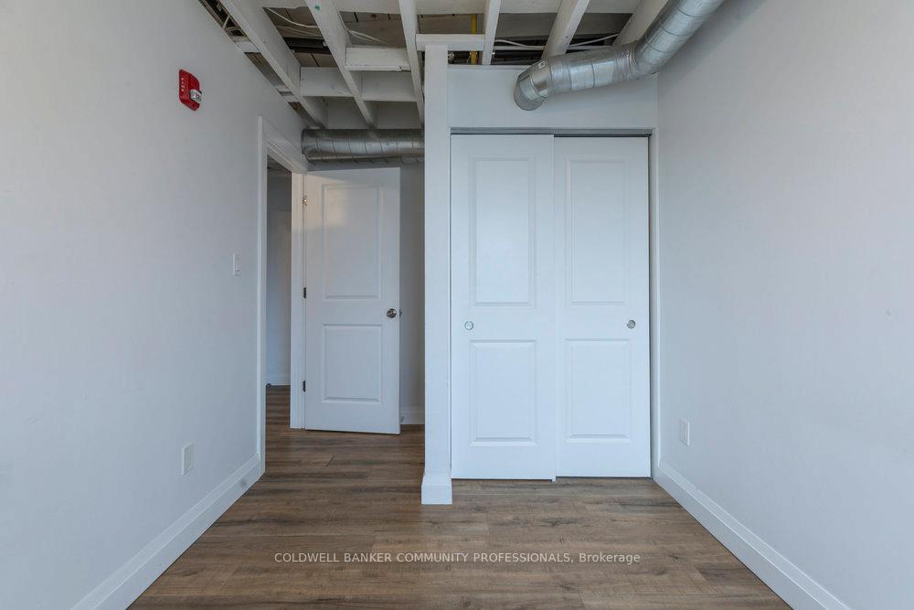 Photo 7 of Unit 302, 433 Barton Street E, Hamilton, Landsdale — HOMEH