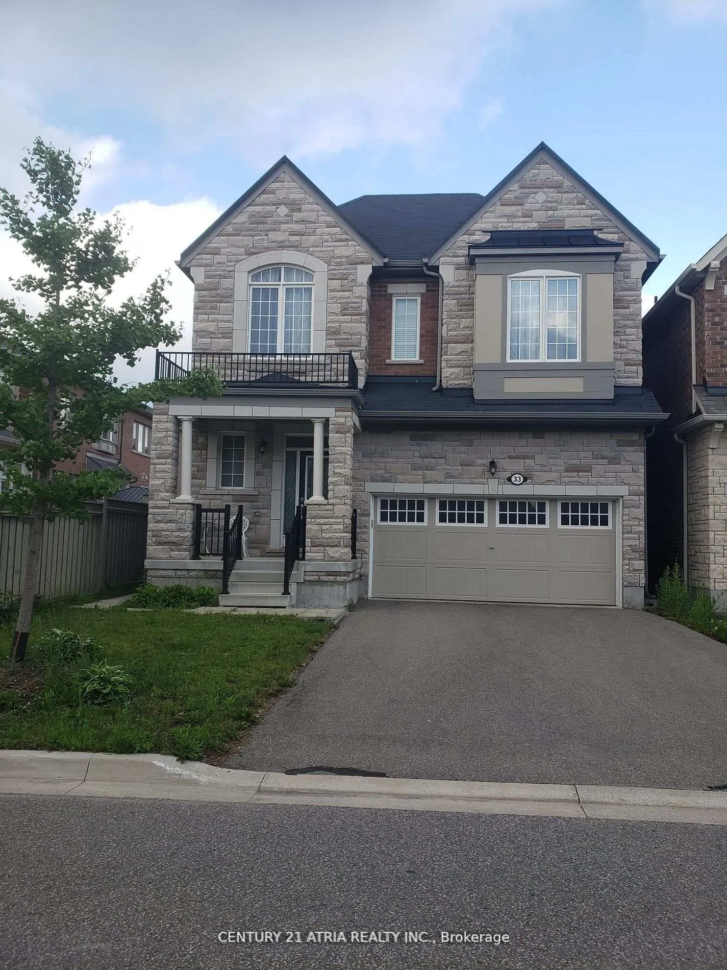 Photo 1 of 33 Major Crescent, Aurora, Rural Aurora — HOMEH