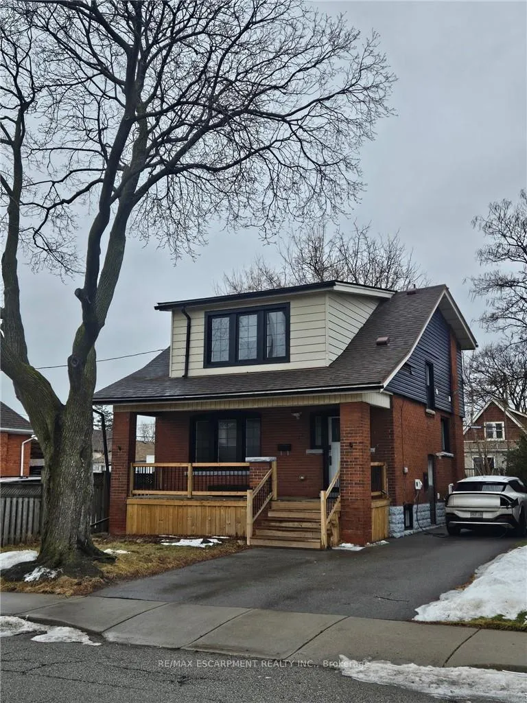 Photo 1 of Unit Lower, 22 Graham Avenue N, Hamilton, Delta — HOMEH