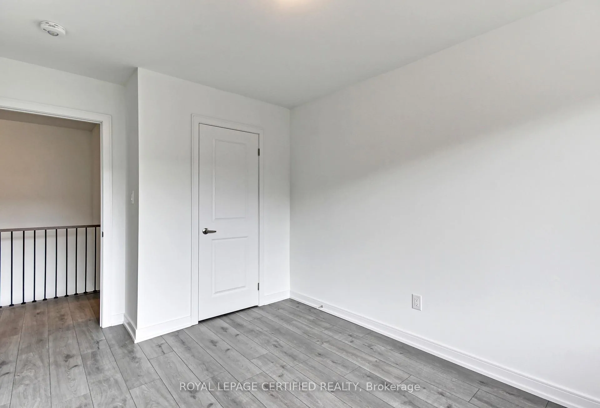 Photo 36 of 31 Appletree Lane, Barrie, Innis-Shore — HOMEH
