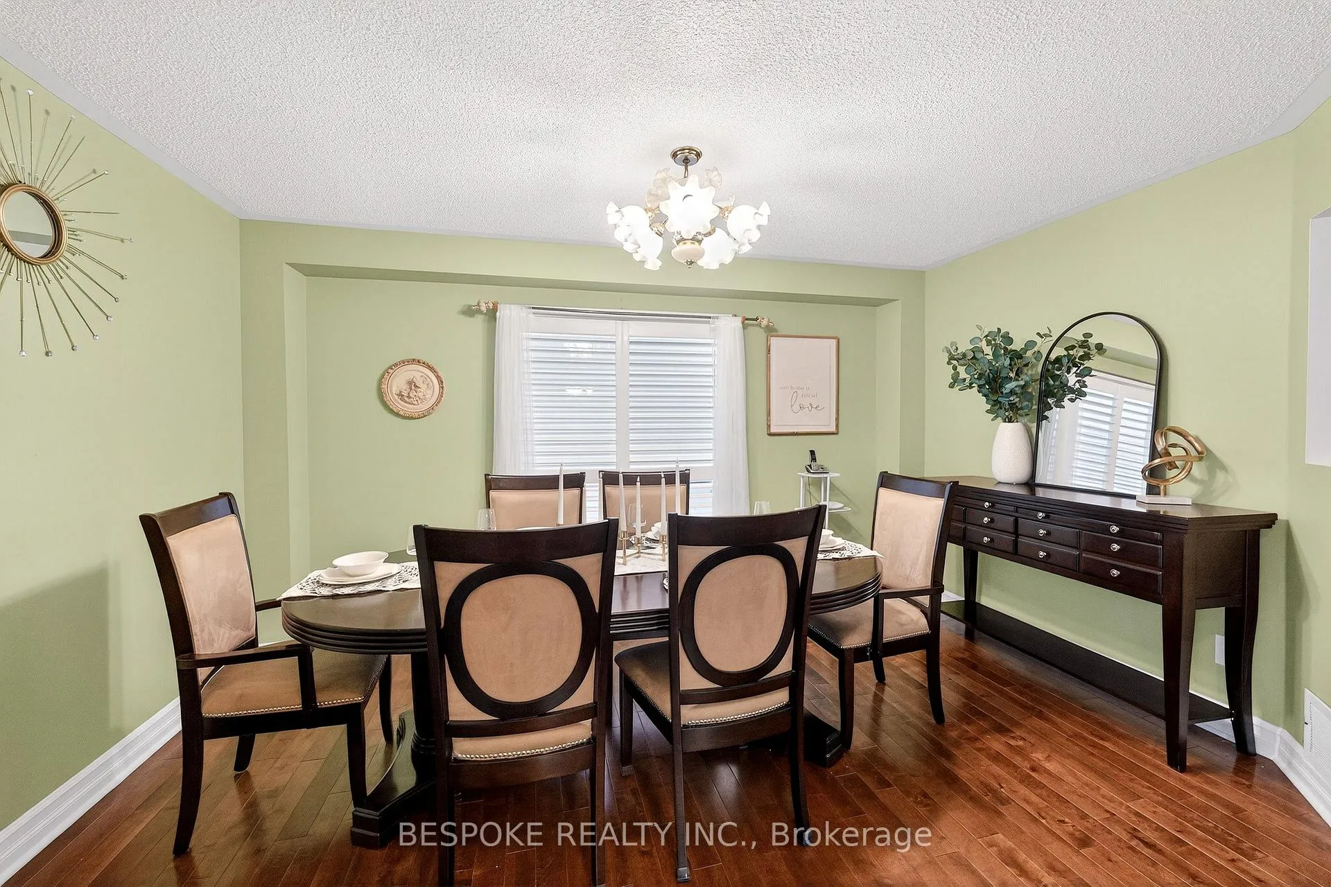 Photo 9 of 1206 Wadebridge Crescent, Oshawa, Eastdale — HOMEH
