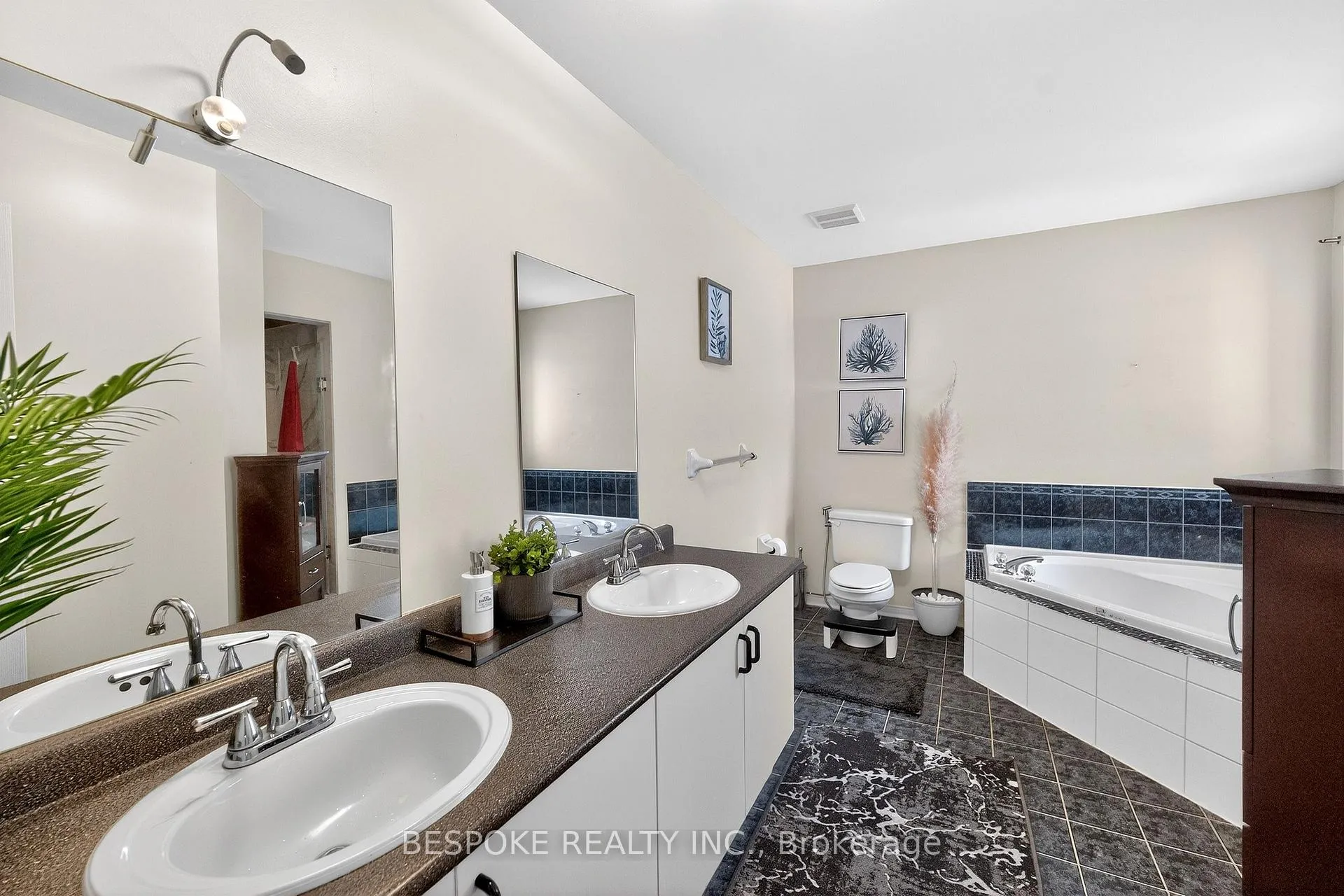 Photo 26 of 1206 Wadebridge Crescent, Oshawa, Eastdale — HOMEH