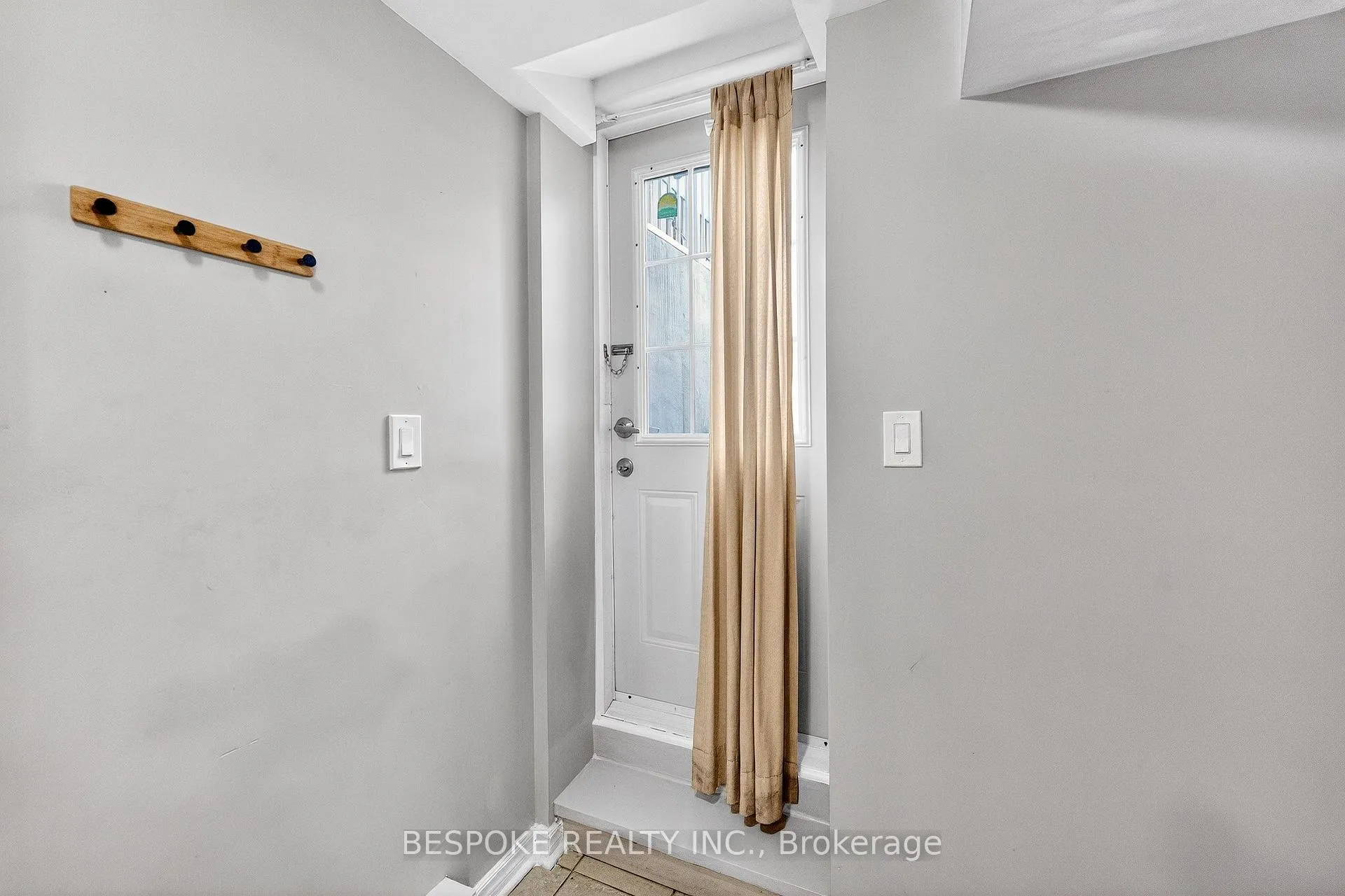 Photo 38 of 1206 Wadebridge Crescent, Oshawa, Eastdale — HOMEH