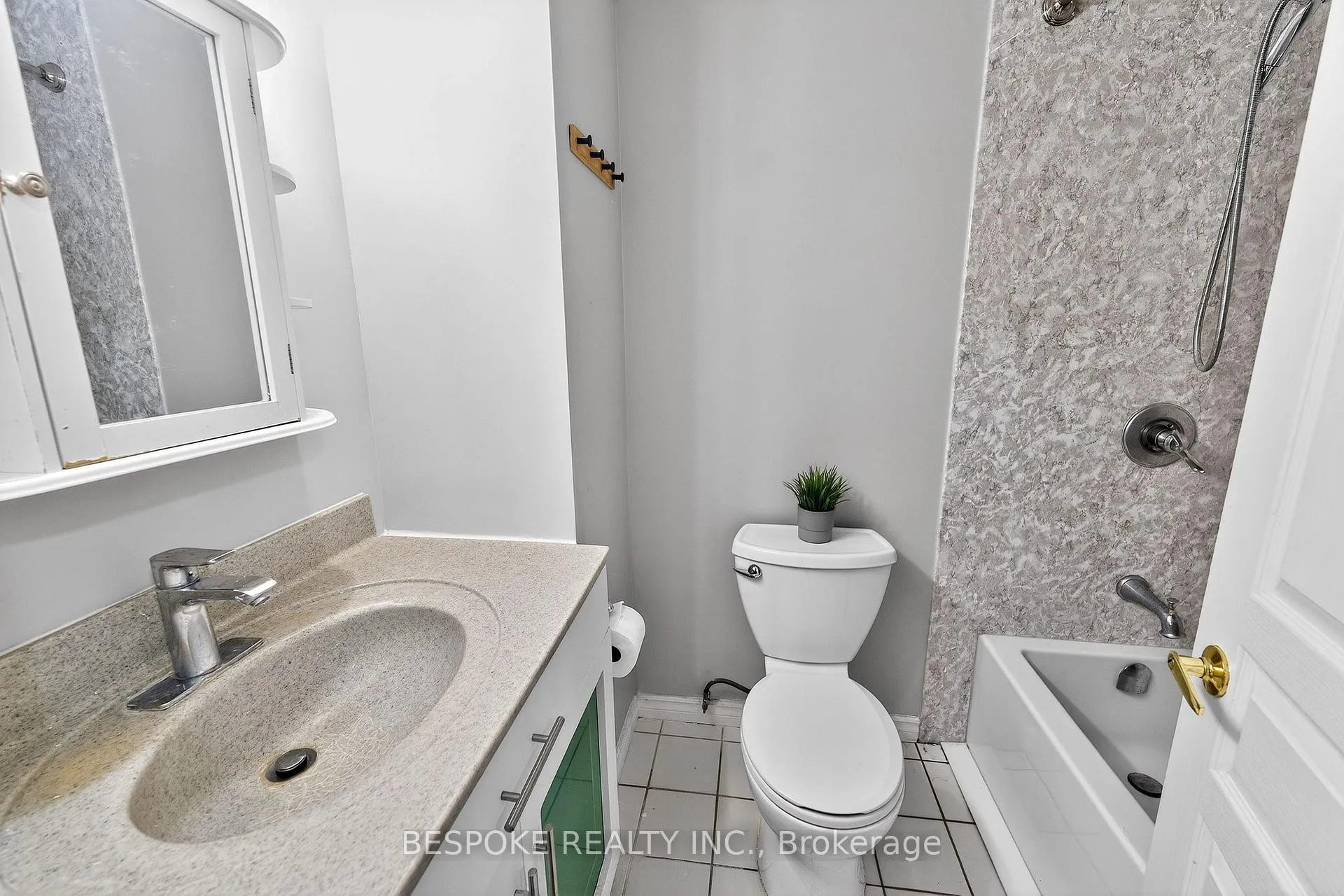 Photo 46 of 1206 Wadebridge Crescent, Oshawa, Eastdale — HOMEH