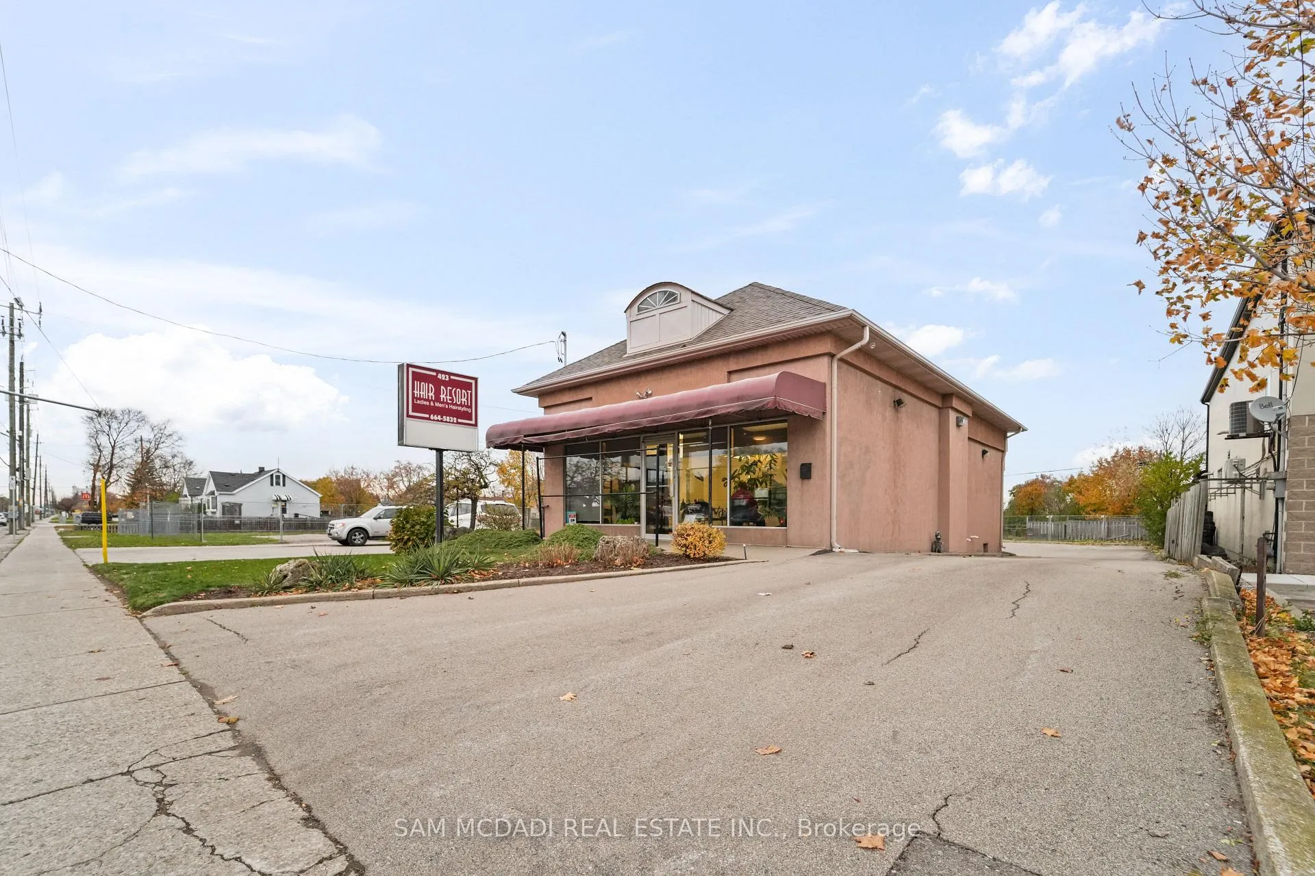 Photo 13 of 423 Highway 8, Hamilton, Stoney Creek — HOMEH