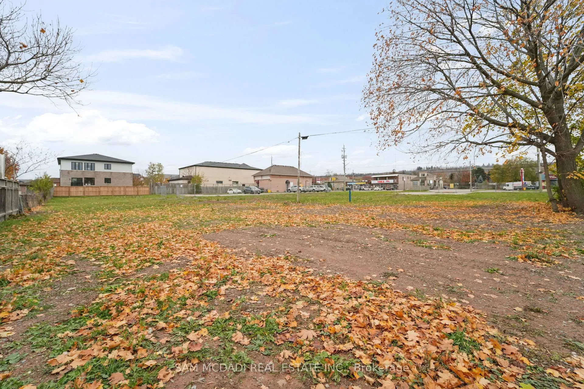 Photo 19 of 423 Highway 8, Hamilton, Stoney Creek — HOMEH