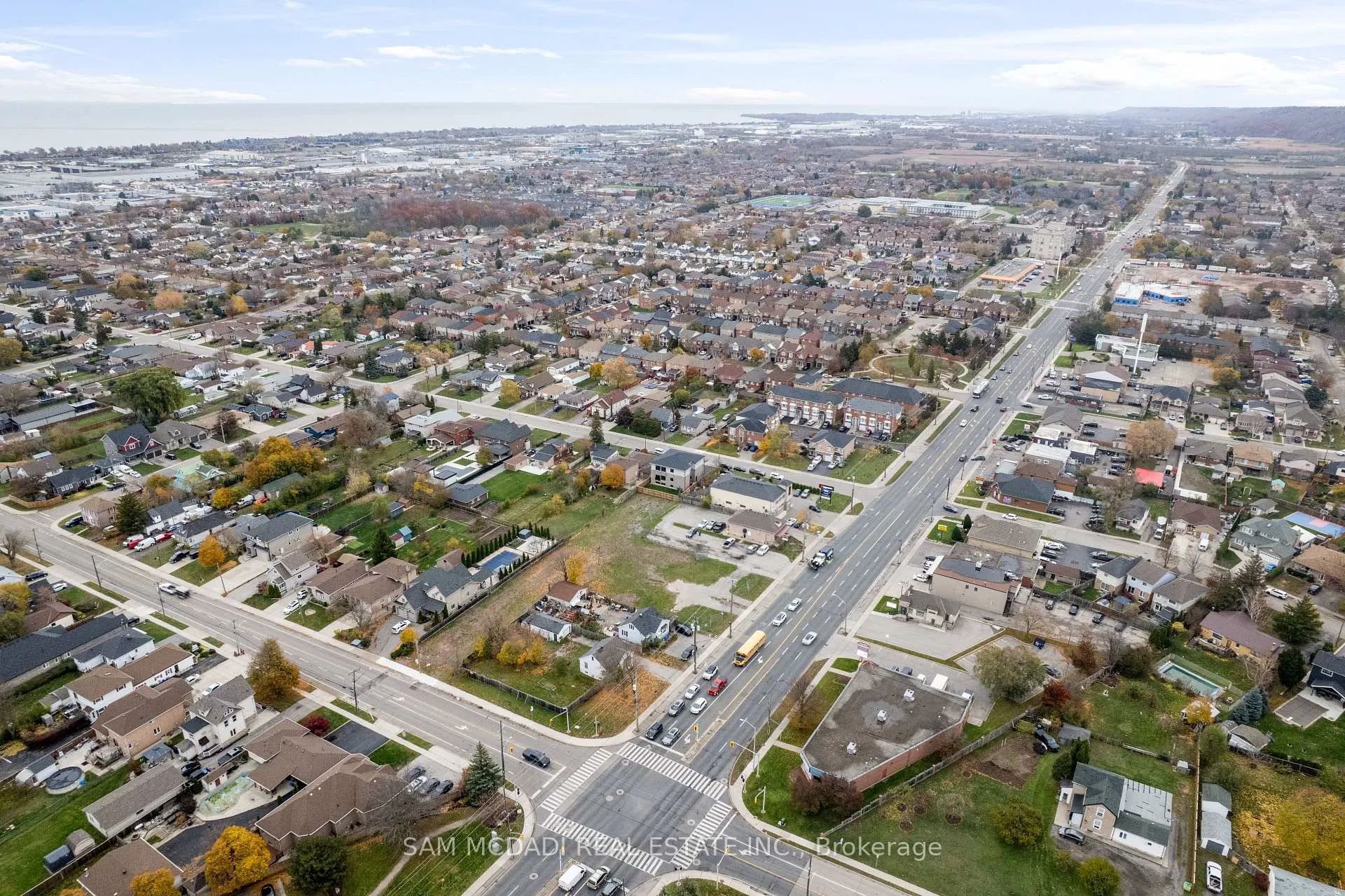 Photo 26 of 423 Highway 8, Hamilton, Stoney Creek — HOMEH