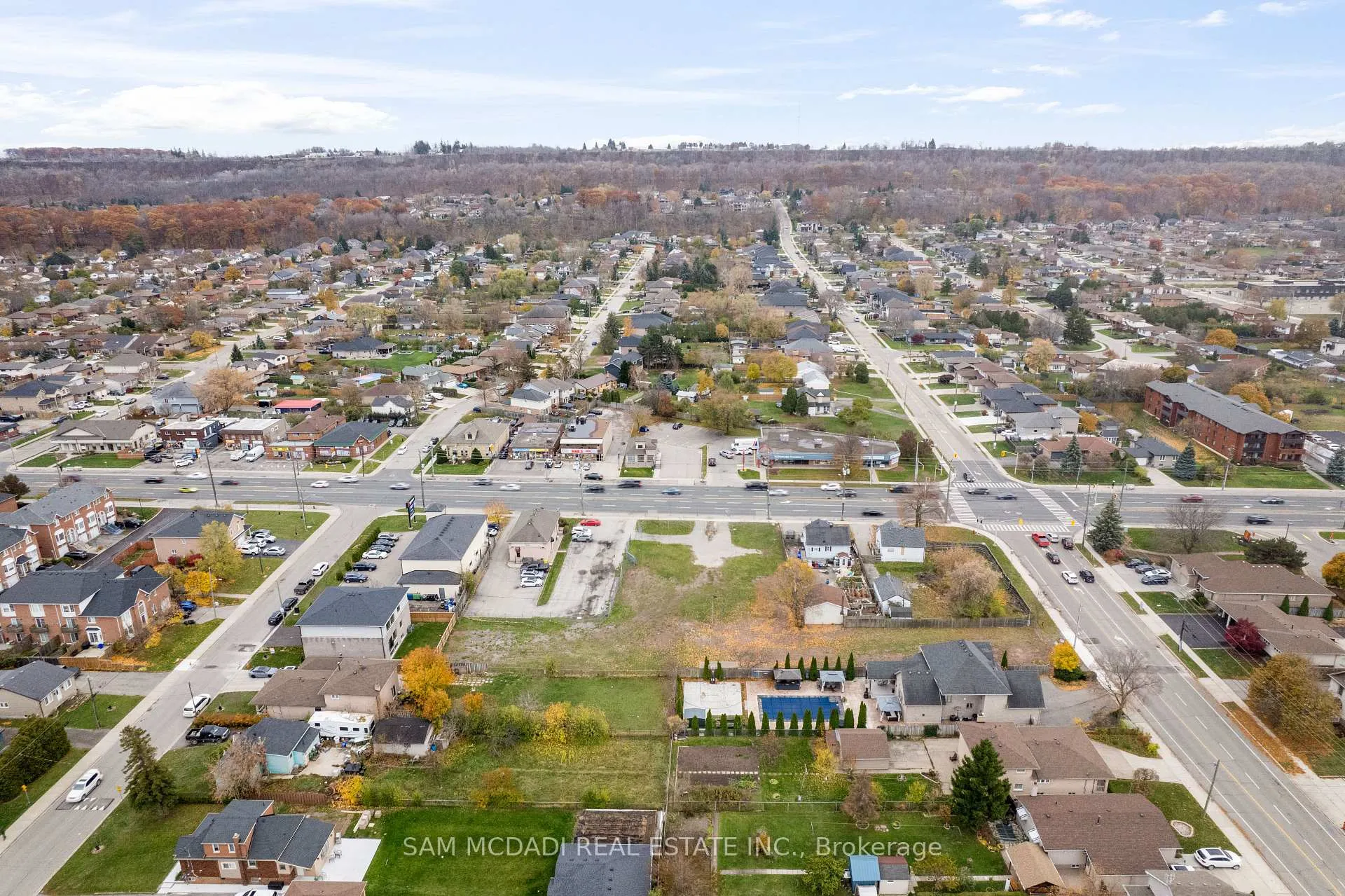 Photo 33 of 423 Highway 8, Hamilton, Stoney Creek — HOMEH