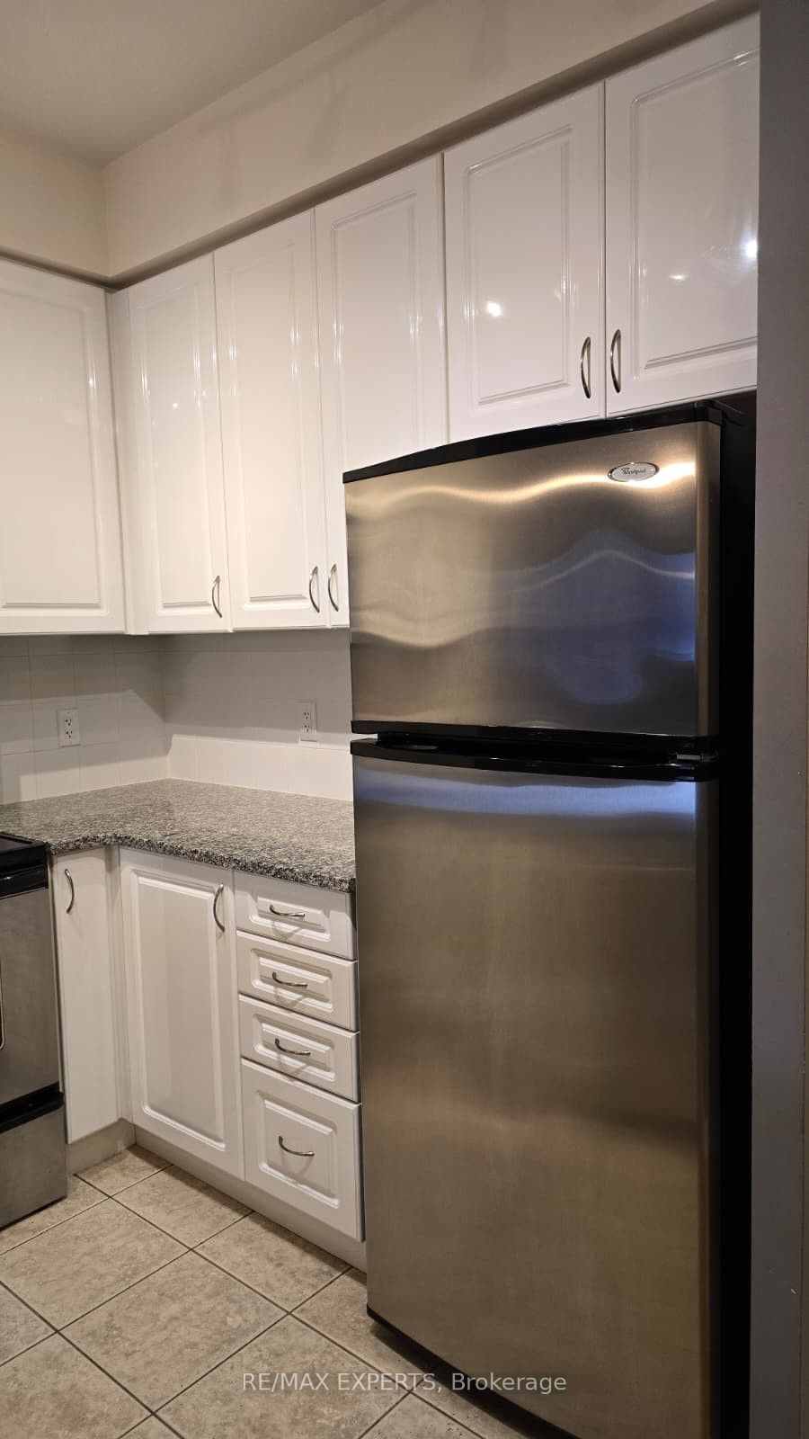 Photo 3 of Unit 415, 9225 Jane Street, Vaughan, Maple — HOMEH