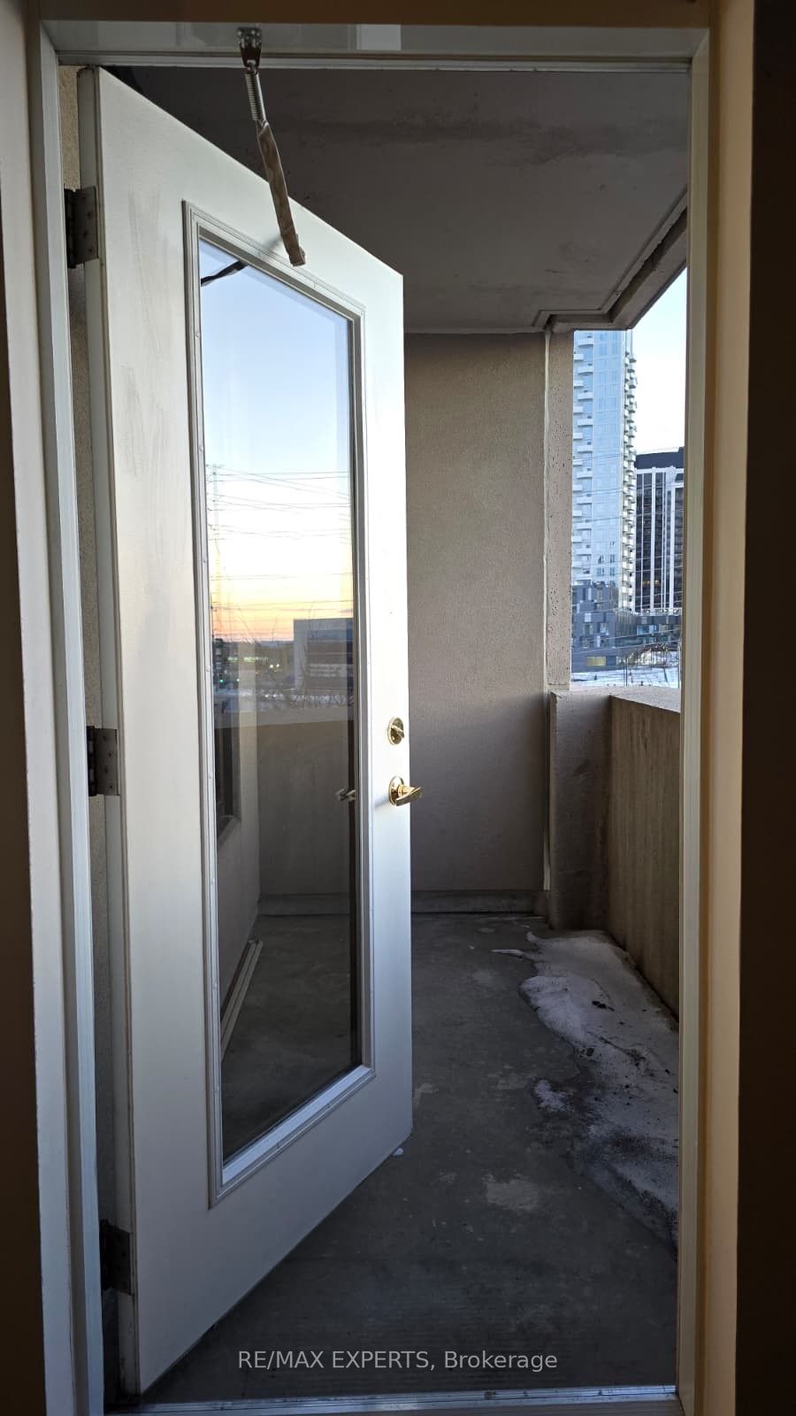 Photo 12 of Unit 415, 9225 Jane Street, Vaughan, Maple — HOMEH