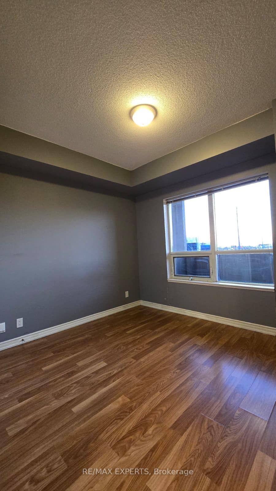 Photo 8 of Unit 415, 9225 Jane Street, Vaughan, Maple — HOMEH
