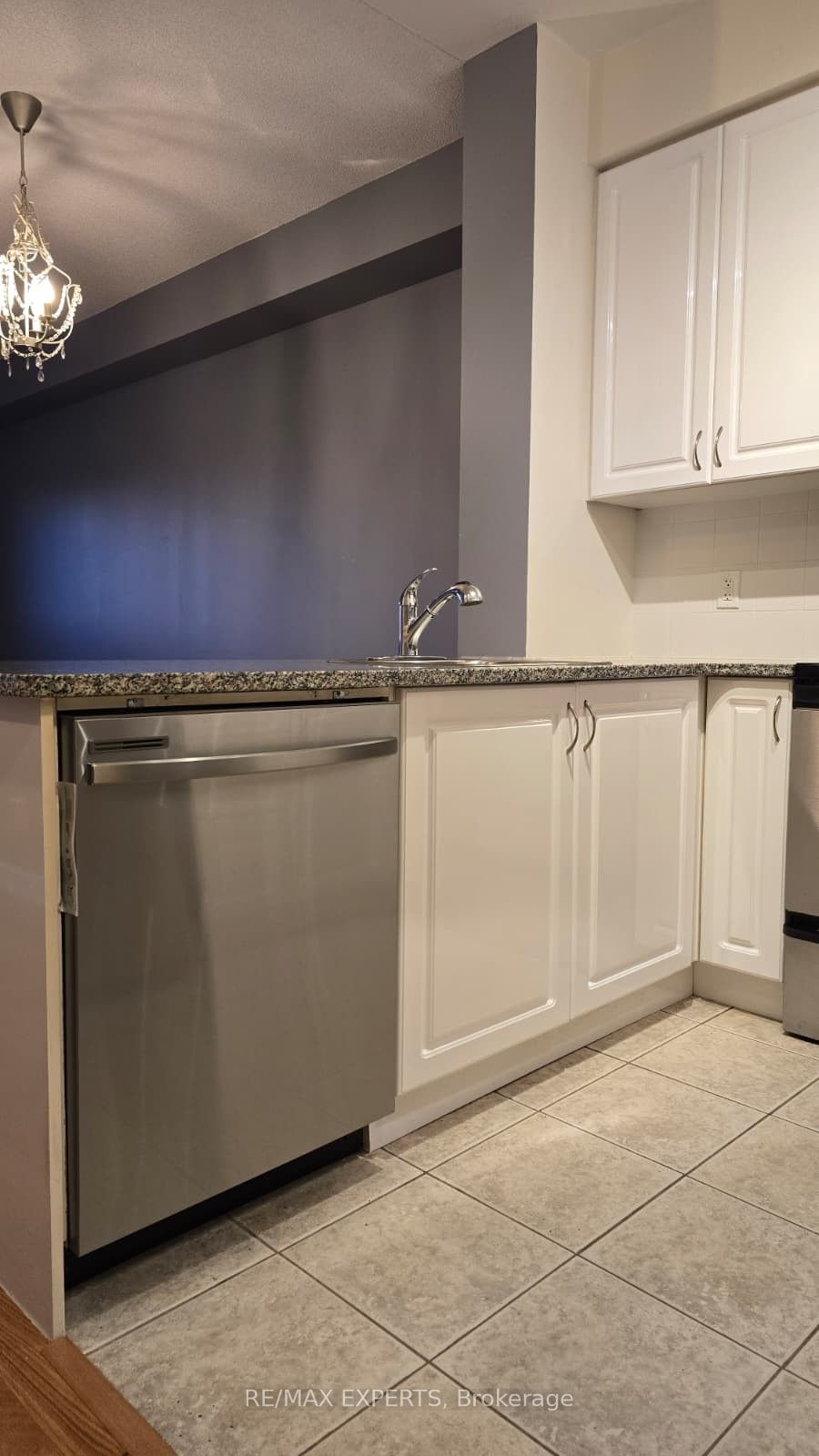 Photo 5 of Unit 415, 9225 Jane Street, Vaughan, Maple — HOMEH