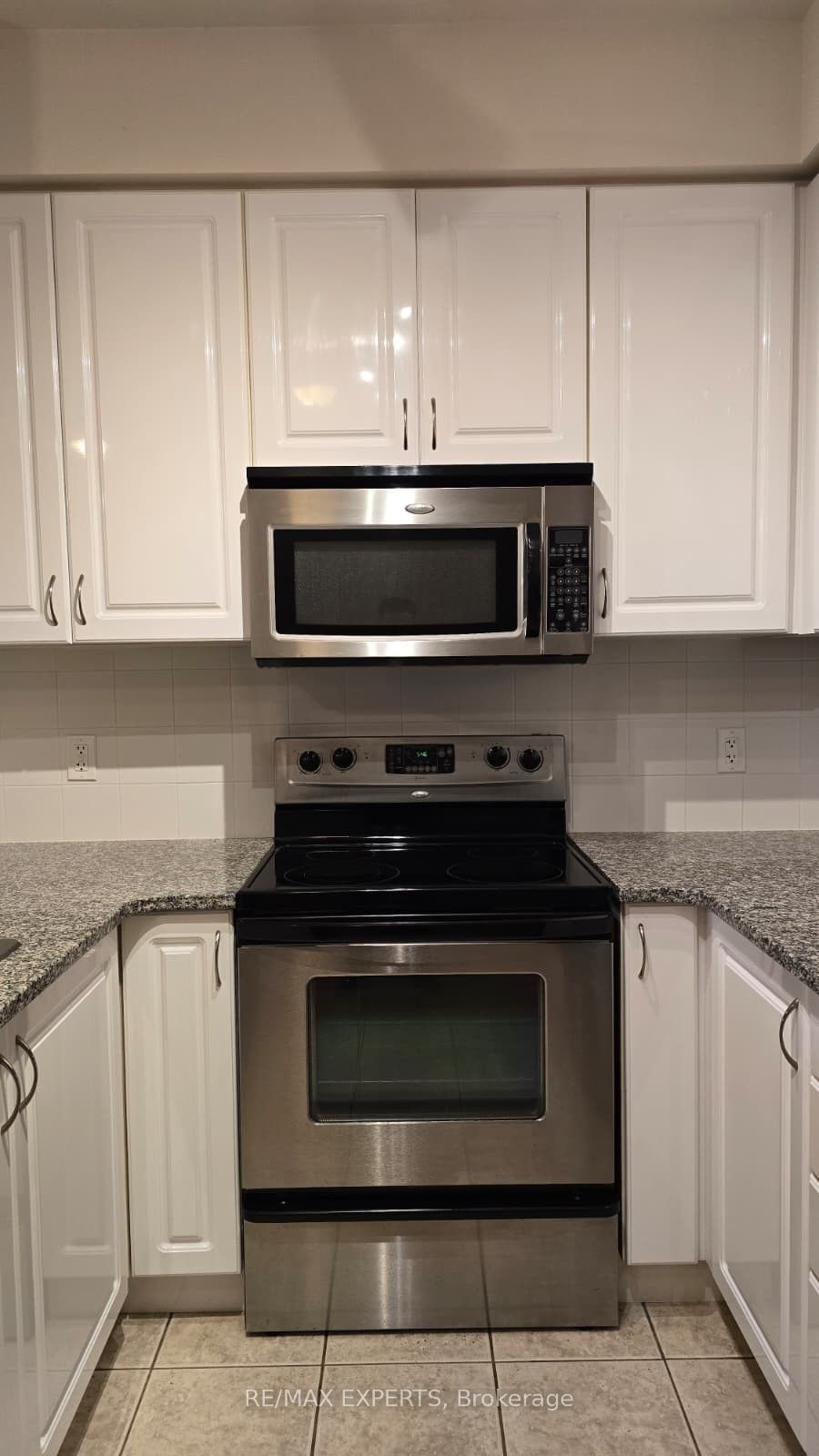 Photo 4 of Unit 415, 9225 Jane Street, Vaughan, Maple — HOMEH
