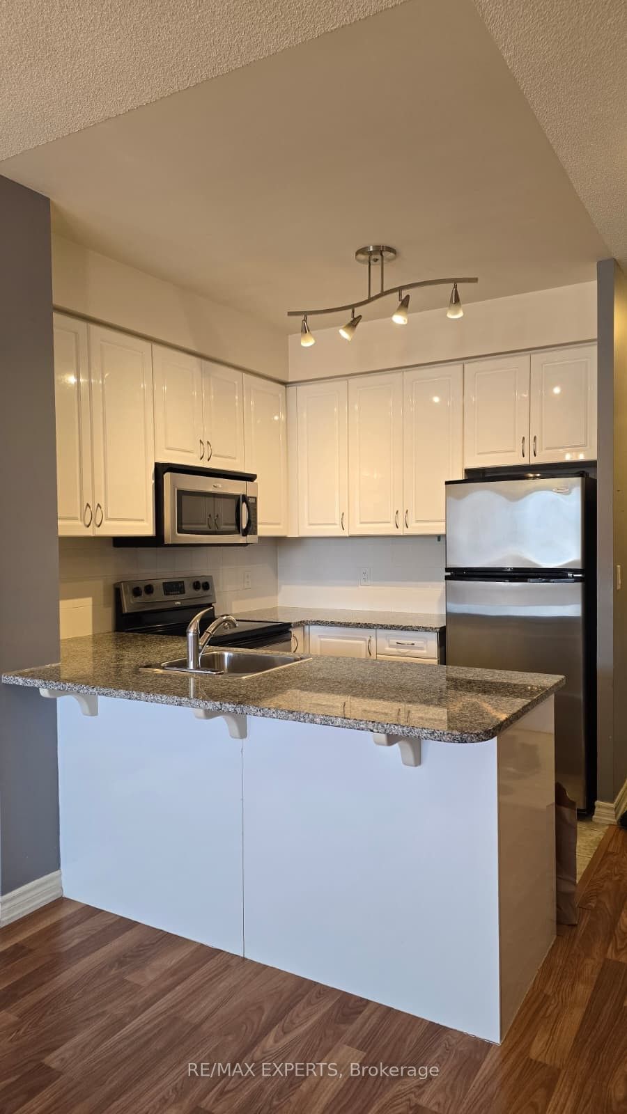 Photo 7 of Unit 415, 9225 Jane Street, Vaughan, Maple — HOMEH